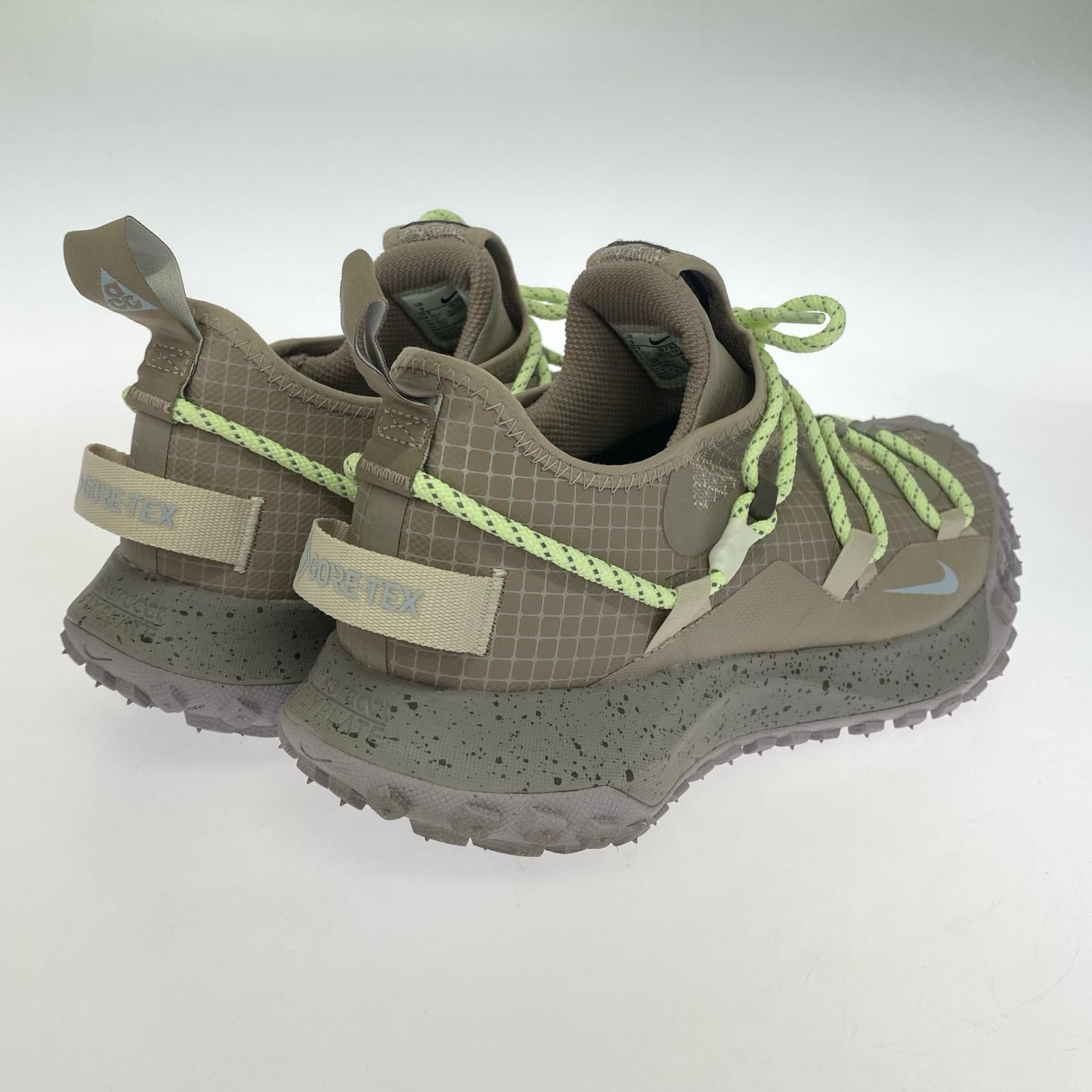 スニーカー ACG MOUNTAIN FLY LOW GTX SE(27.0) 27cm (US9 UK8 1/2 EU44)