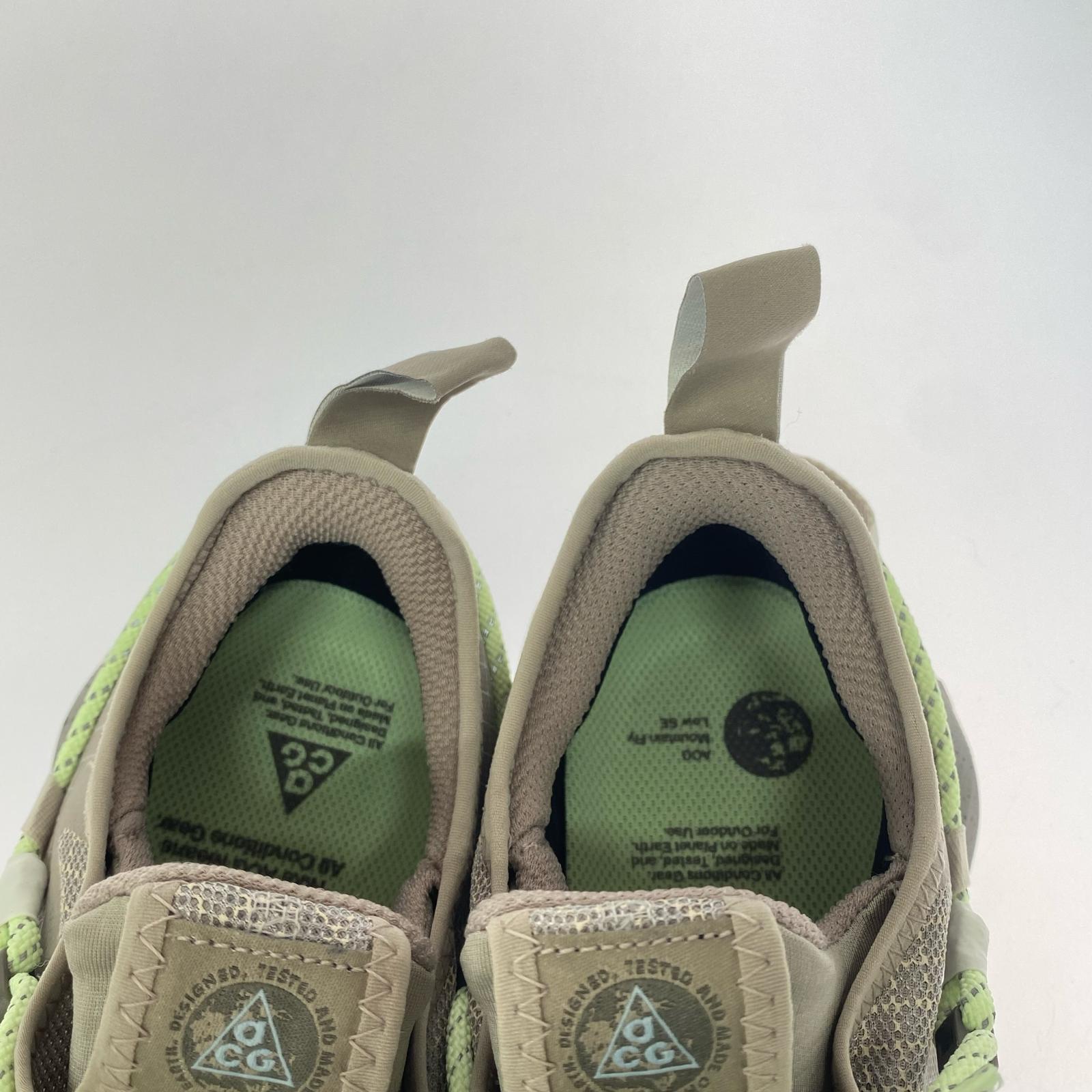 スニーカー ACG MOUNTAIN FLY LOW GTX SE(27.0) 27cm (US9 UK8 1/2 EU44)