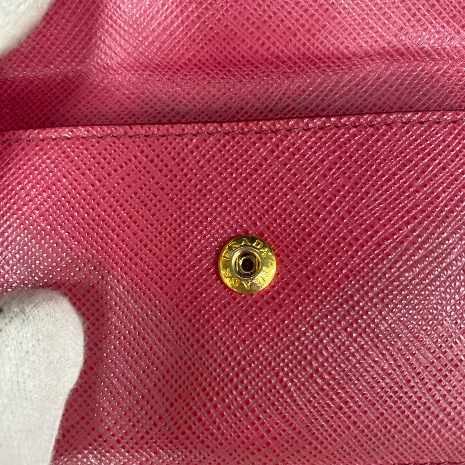 三つ折り財布 ピンク