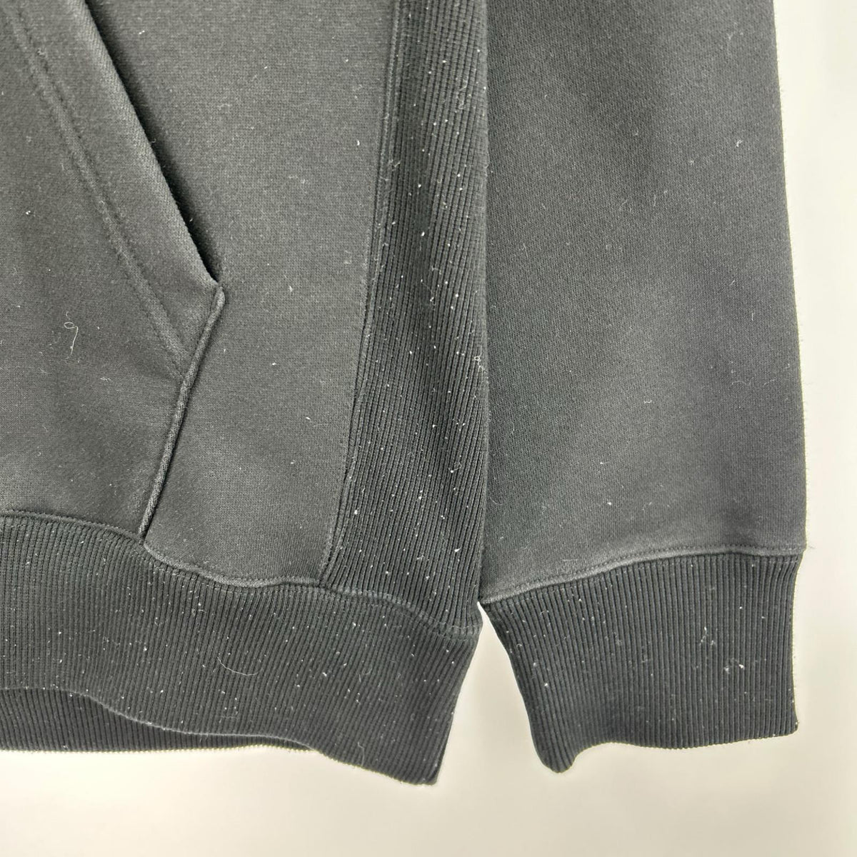 パーカー BLK バックスクエアロゴフーディ M ブラック