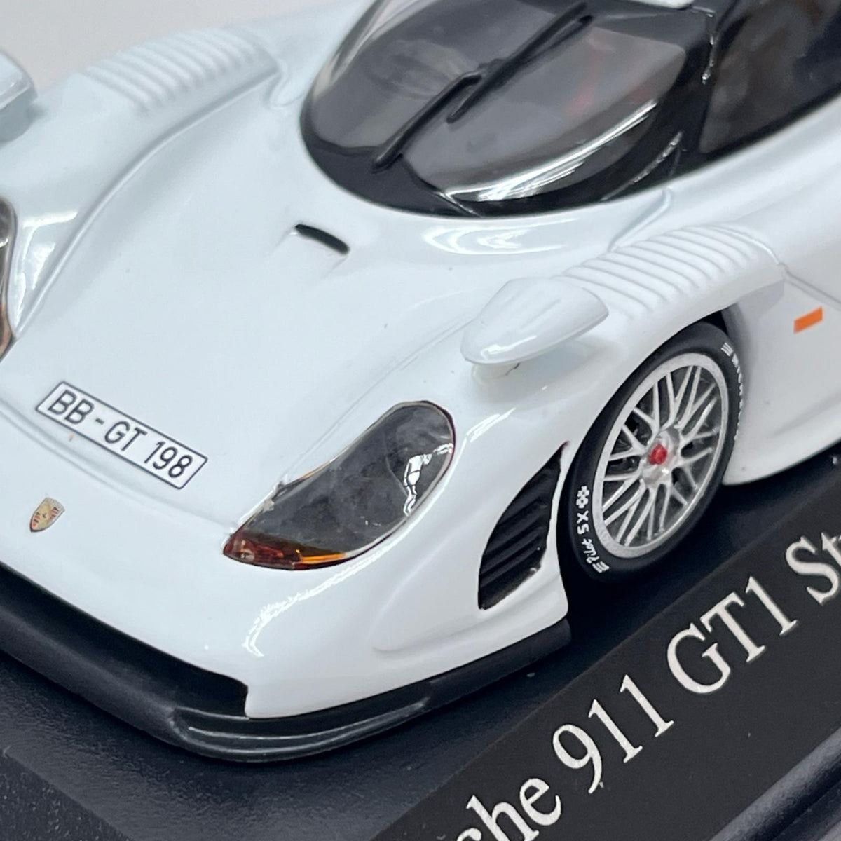 PMA×京商 Porsche 911 GT1 Street 1998 MINICHAMPS(ミニチャンプス) / 京商(KYOSHO) MINICHAMPS(ミニチャンプス)/京商(KYOSHO) スケールカー