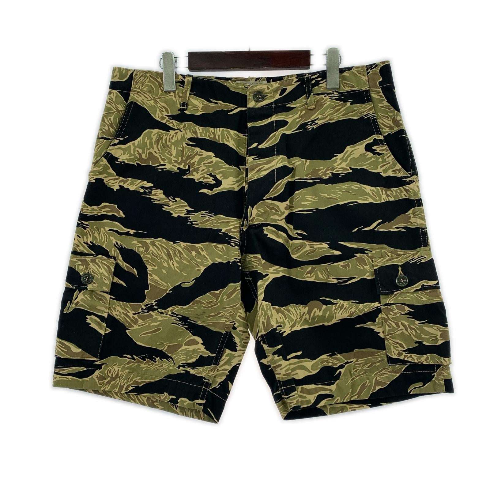 ショートパンツ GOLD TIGER PATTERNS SHORTS/XL/BLK