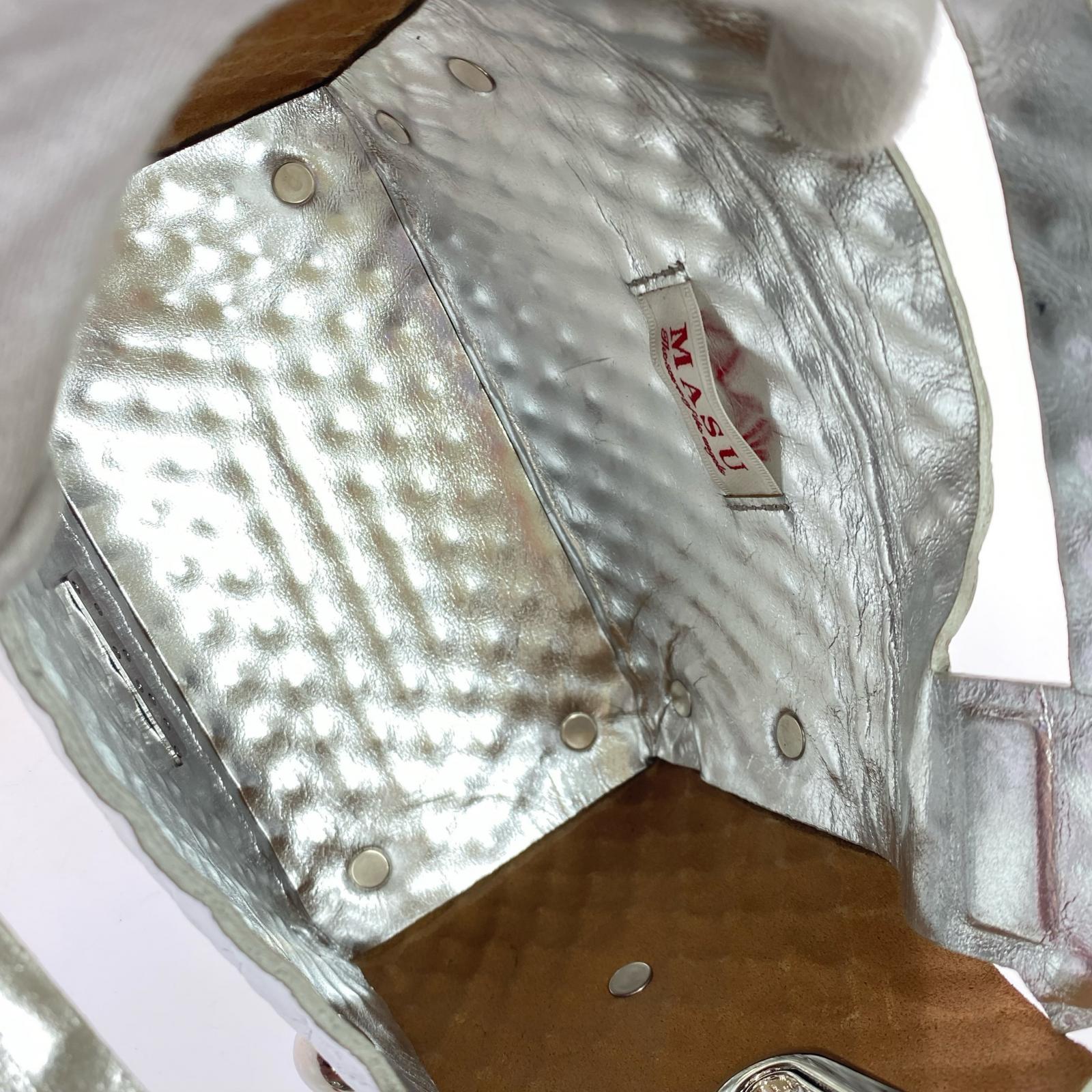 その他バッグ LEATHER CAKE BAG SILVER シルバー