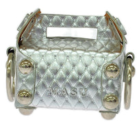その他バッグ LEATHER CAKE BAG PETIT SILVER シルバー