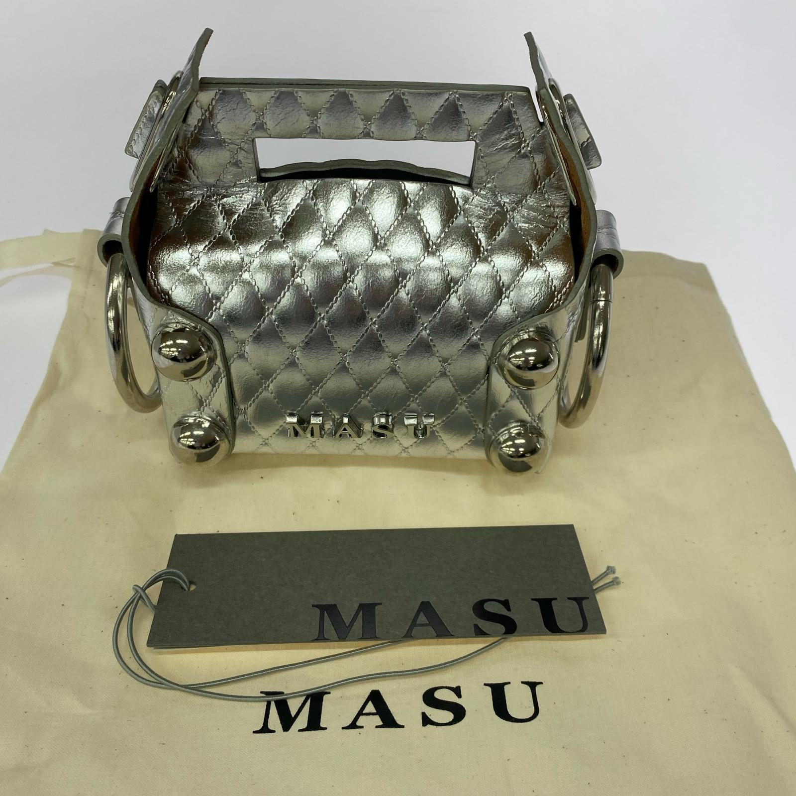 その他バッグ LEATHER CAKE BAG PETTI SILVER