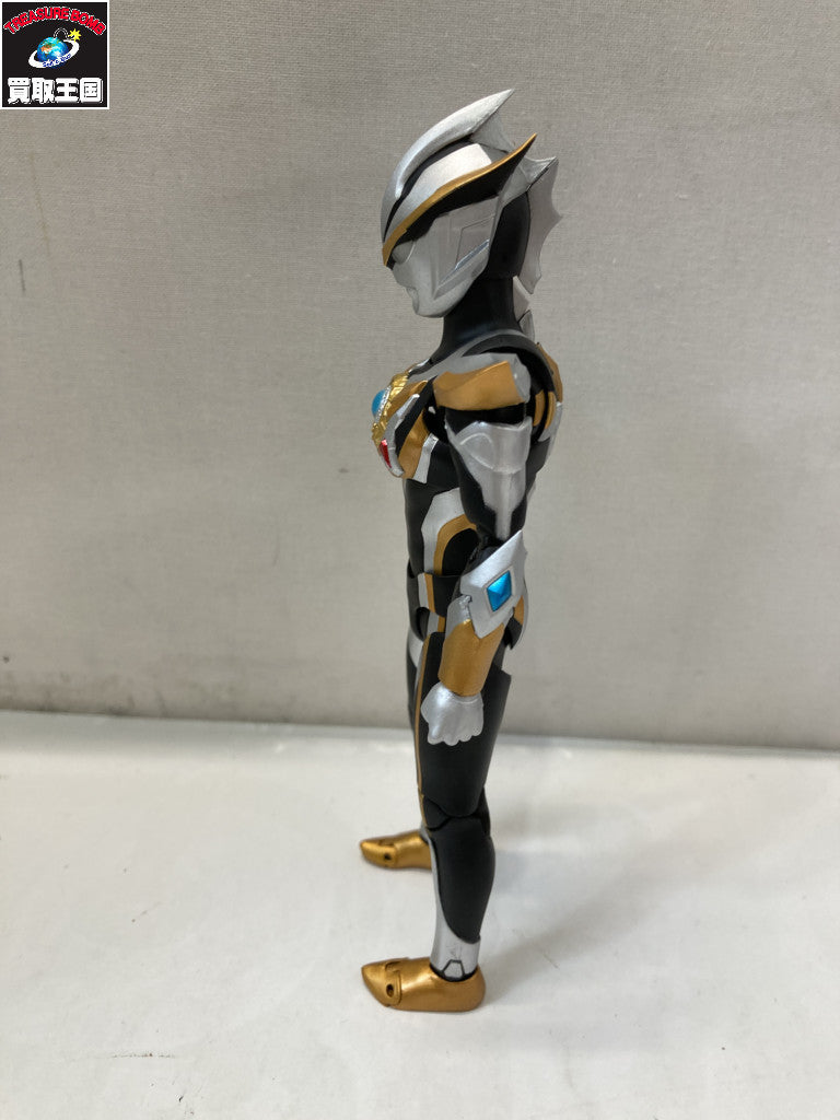 S.H.Figuarts ウルトラマンルーブ フィギュア/グッズ