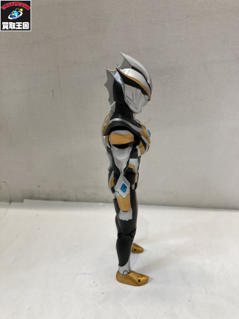 S.H.Figuarts ウルトラマンルーブ フィギュア/グッズ