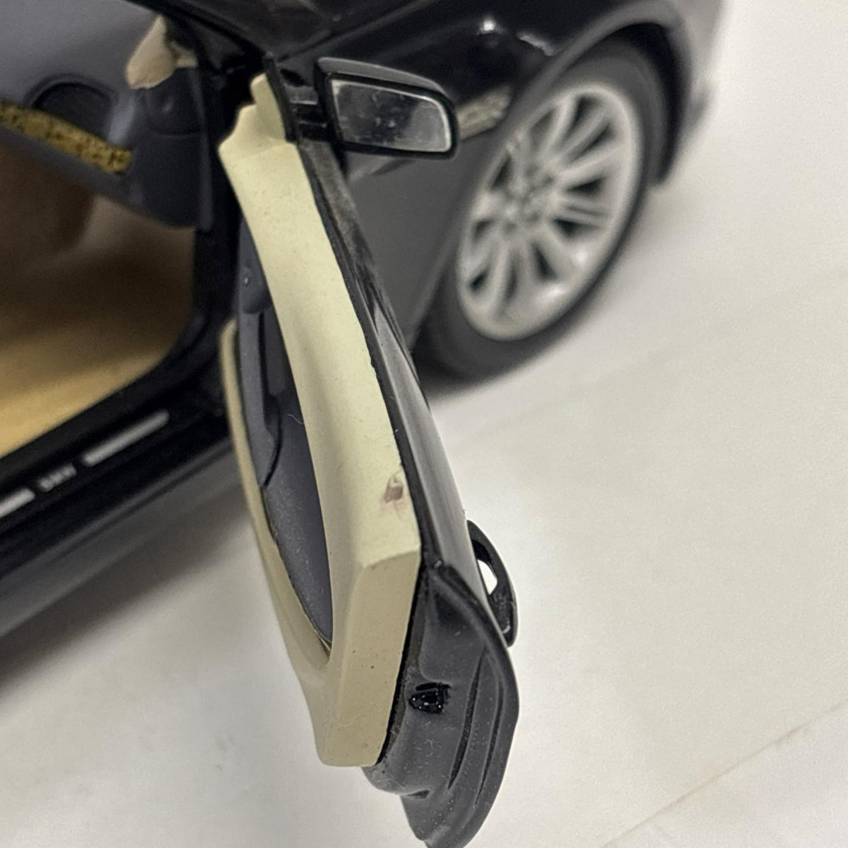 1/18 京商 BMW 6 1/18スケールカー 京商 B MW スケールカー
