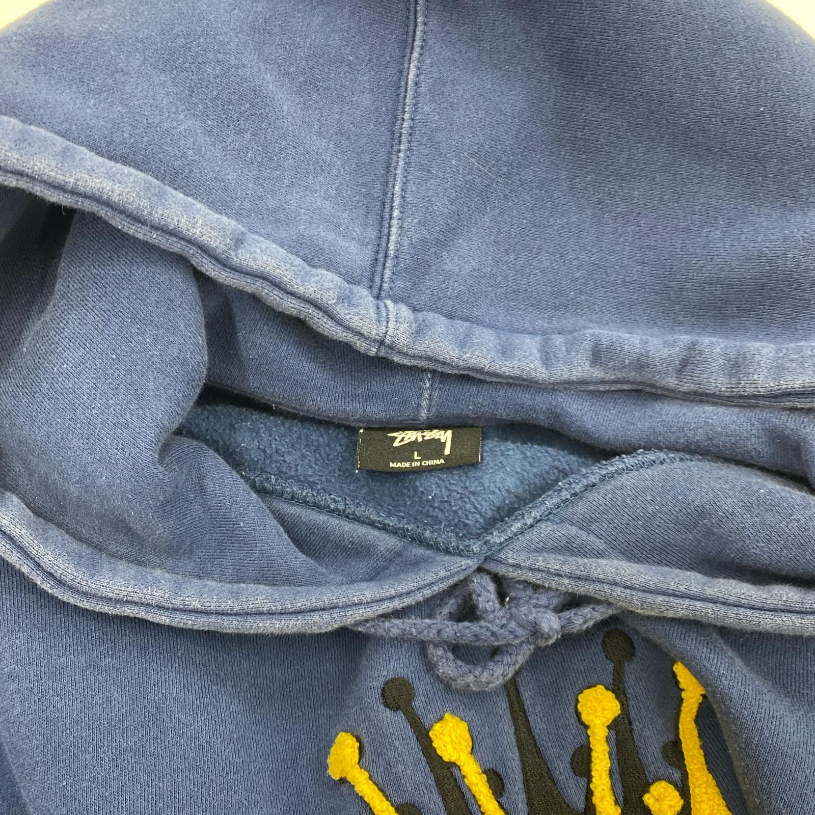 パーカー Chenille Crown Applique L ブルー