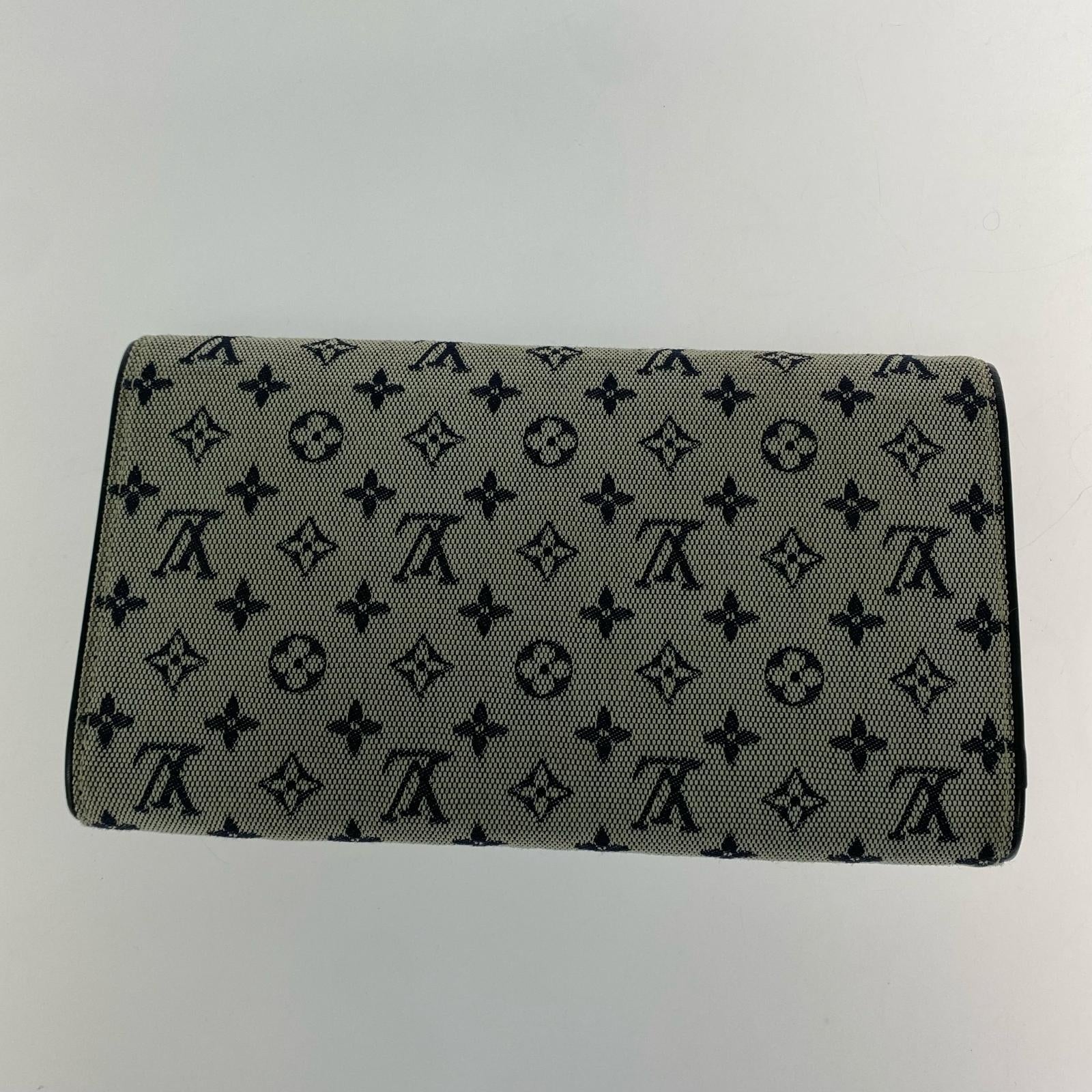 LV ポルトトレゾール インターナショナル M92242/CA0054 M92242