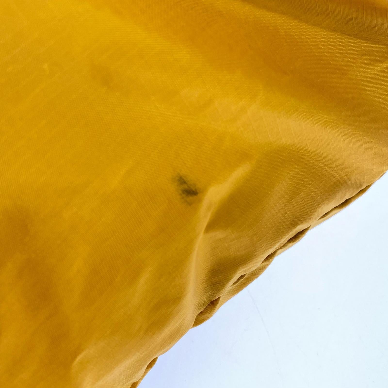 リュック・デイパック CARIBOU MOUNTAINEERING 黄