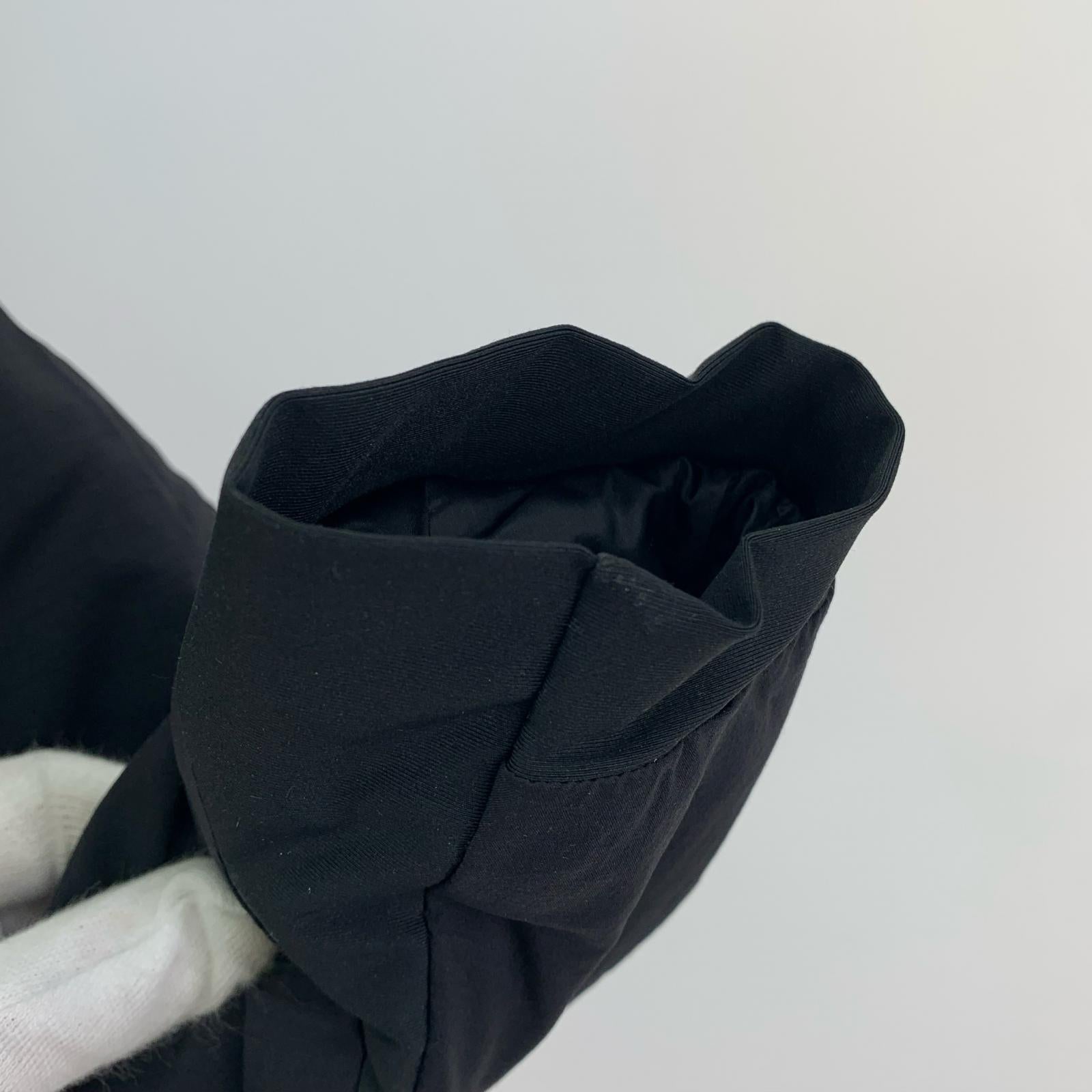 ダウンジャケット ATOM AR HOODY ブラック S S ブラック