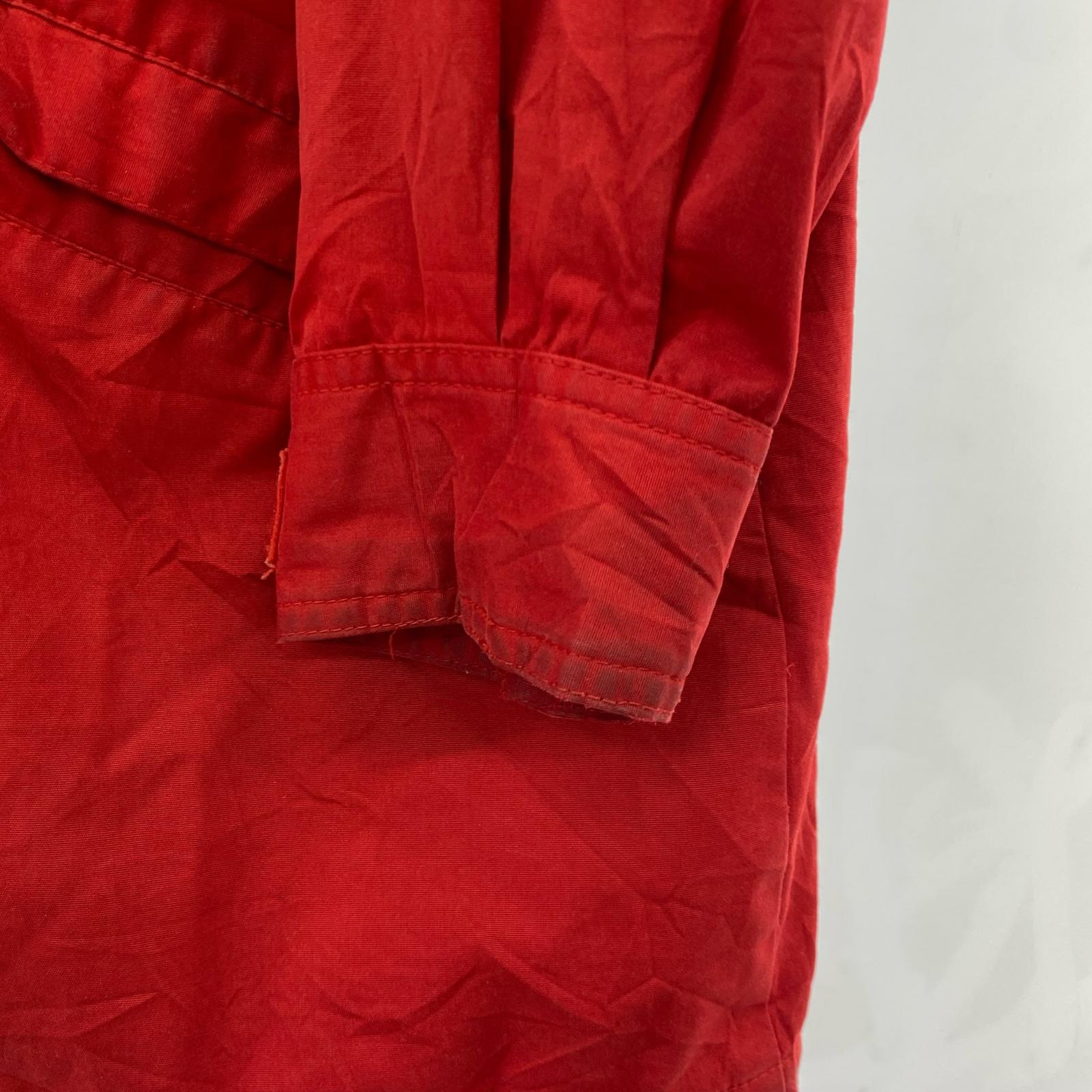 マウンテンパーカー 黒タグレッド M M レッド