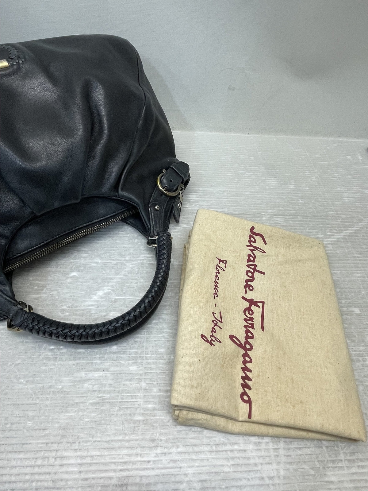 S.Ferragamo レザーガンチーニ トートバック 黒