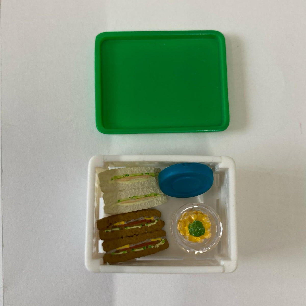 1.幸せキッチン かさねてサンドイッチ リーメント