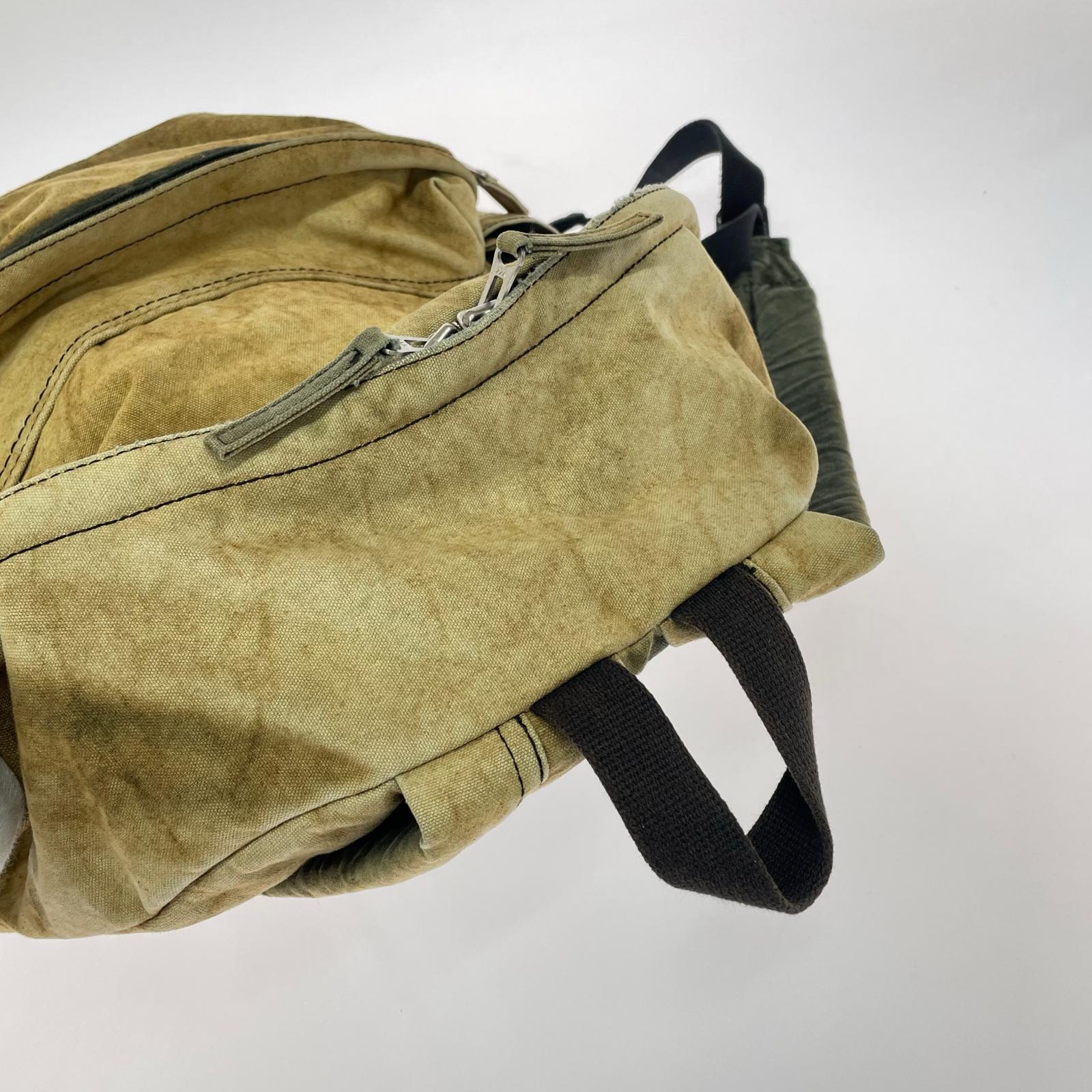 リュック・デイパック CANVAS BACKPACK ベージュ ブラウン