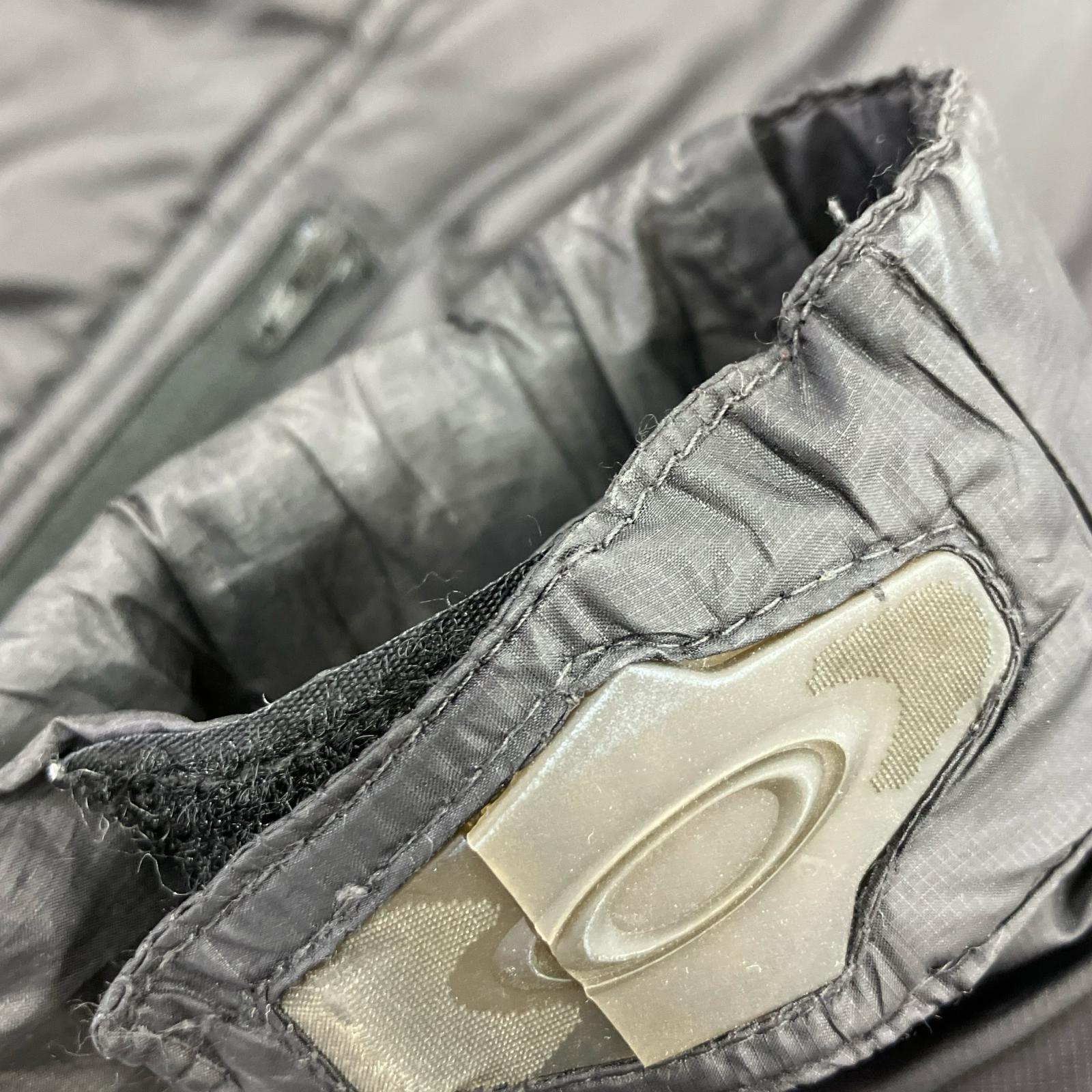 ダウンジャケット OAKLEY 00s random stitch down jacket 黒 (S) S ブラック