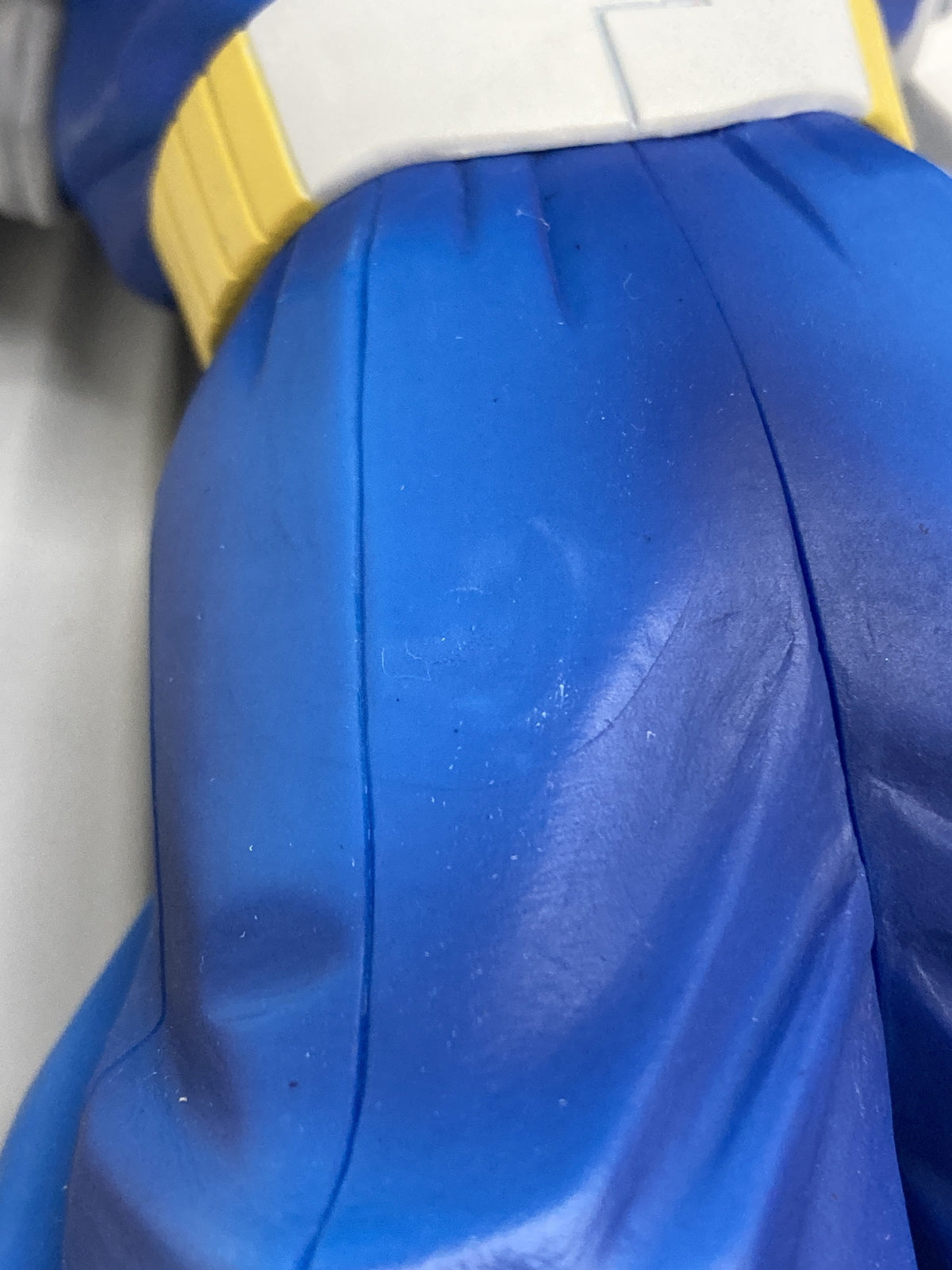 フラワー ココマーク ピアス 白