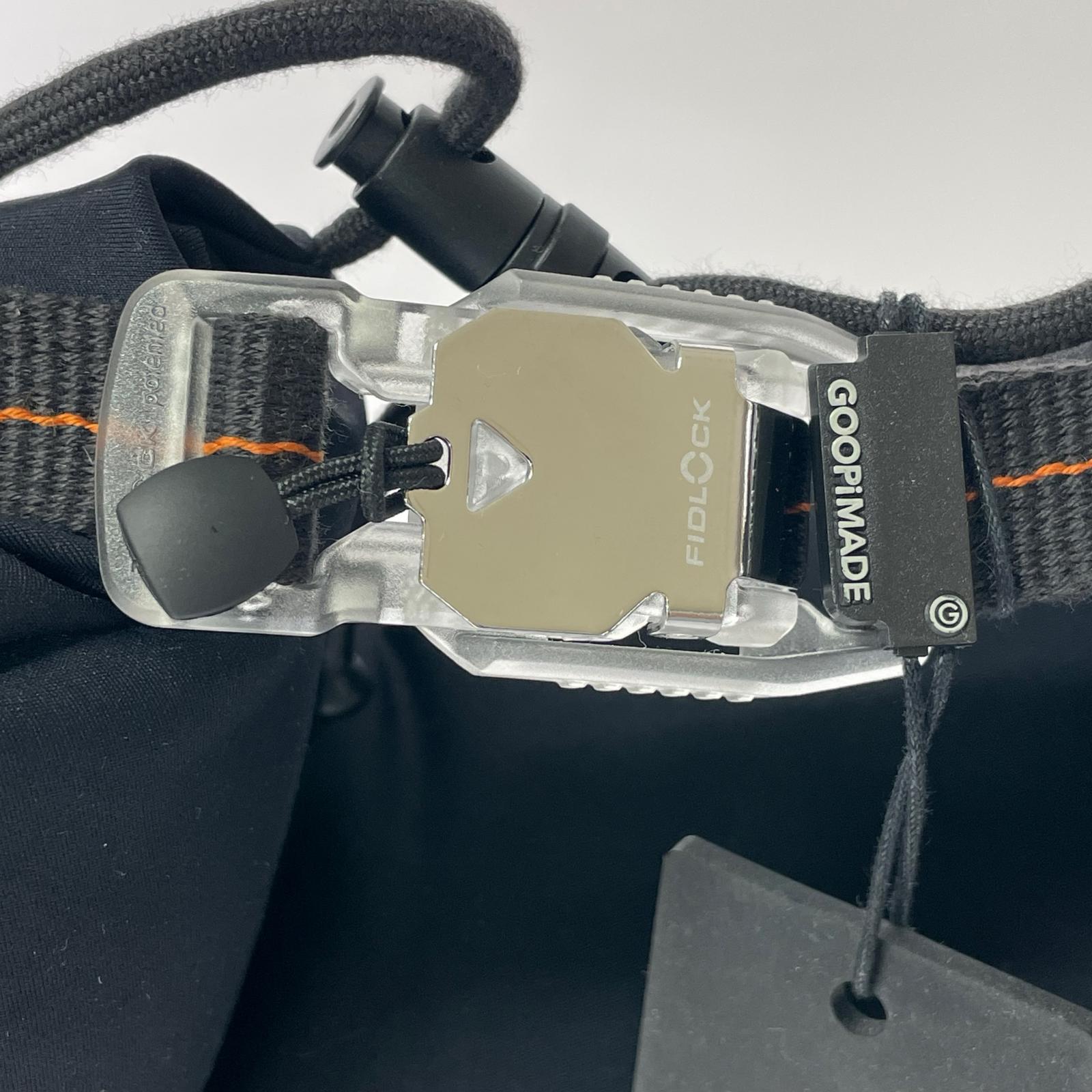 その他アクセサリー goopimade ネックピロー ブラック