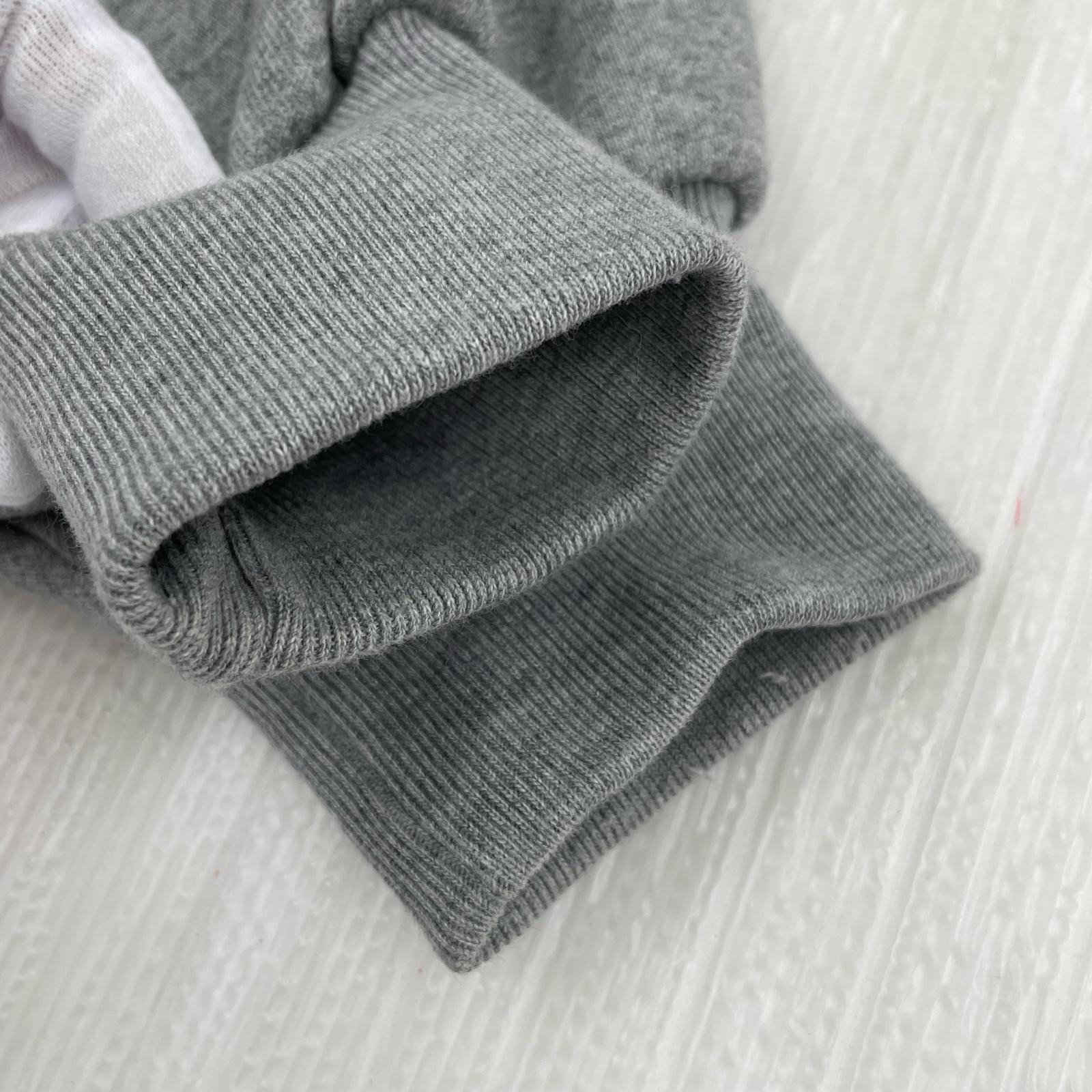 スウェット TNNL SWEATER グレー