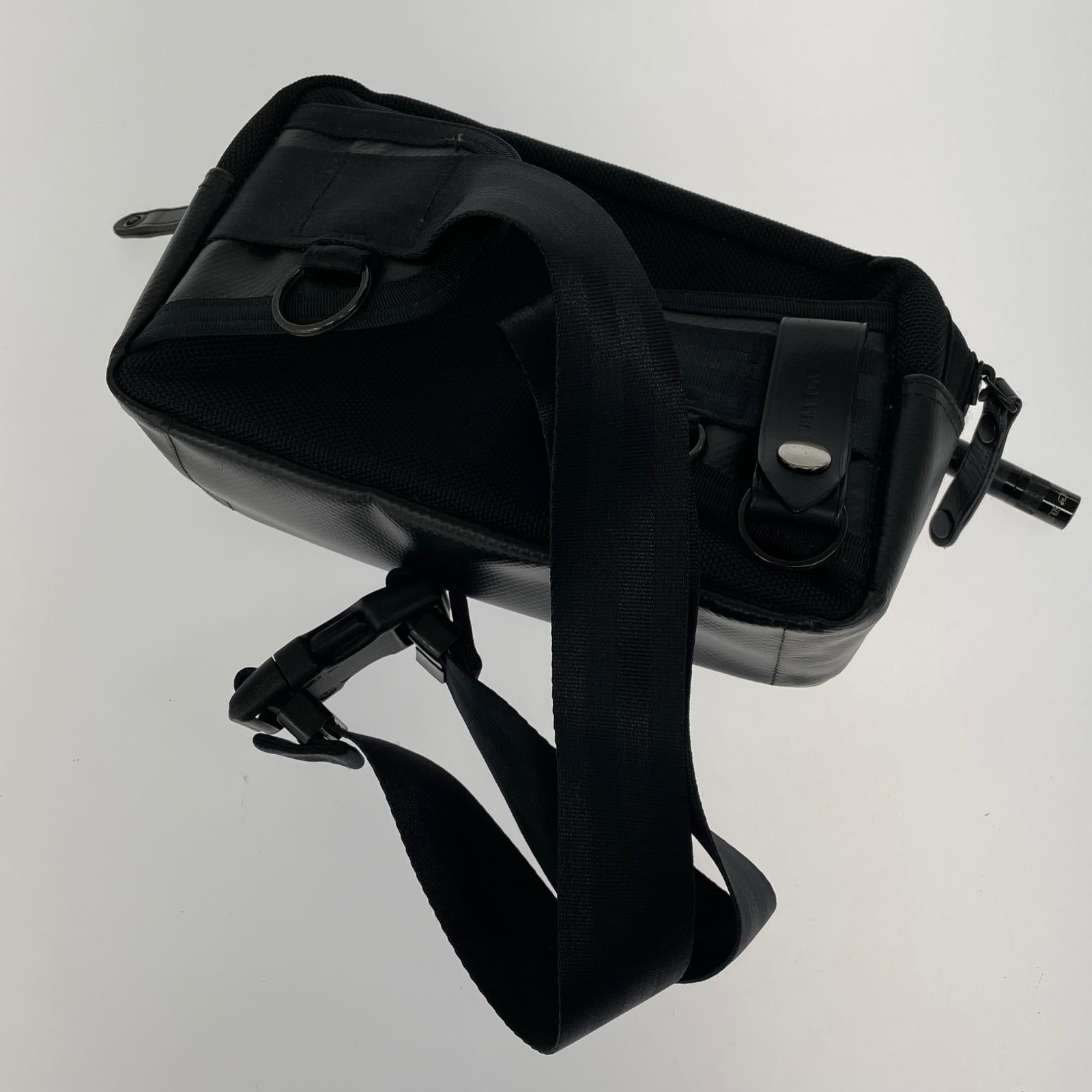 ボディバッグ HEAT WAIST BAG BLK ブラック