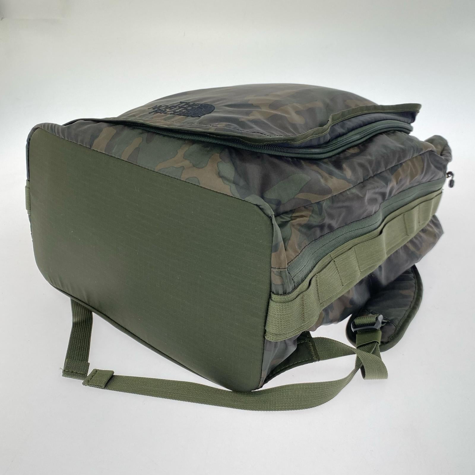 リュック・デイパック NV FRAMED DAYPACK 迷彩 緑 グリーン