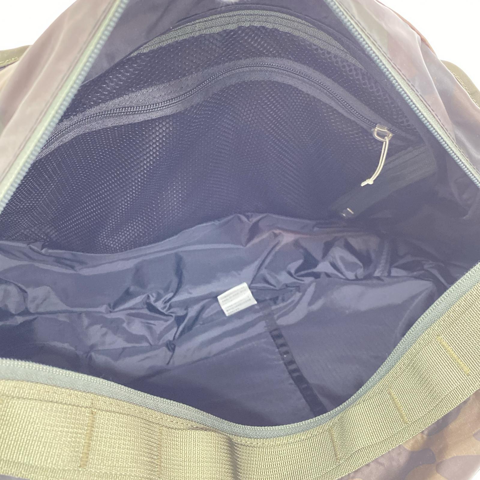 リュック・デイパック NV FRAMED DAYPACK 迷彩 緑 グリーン