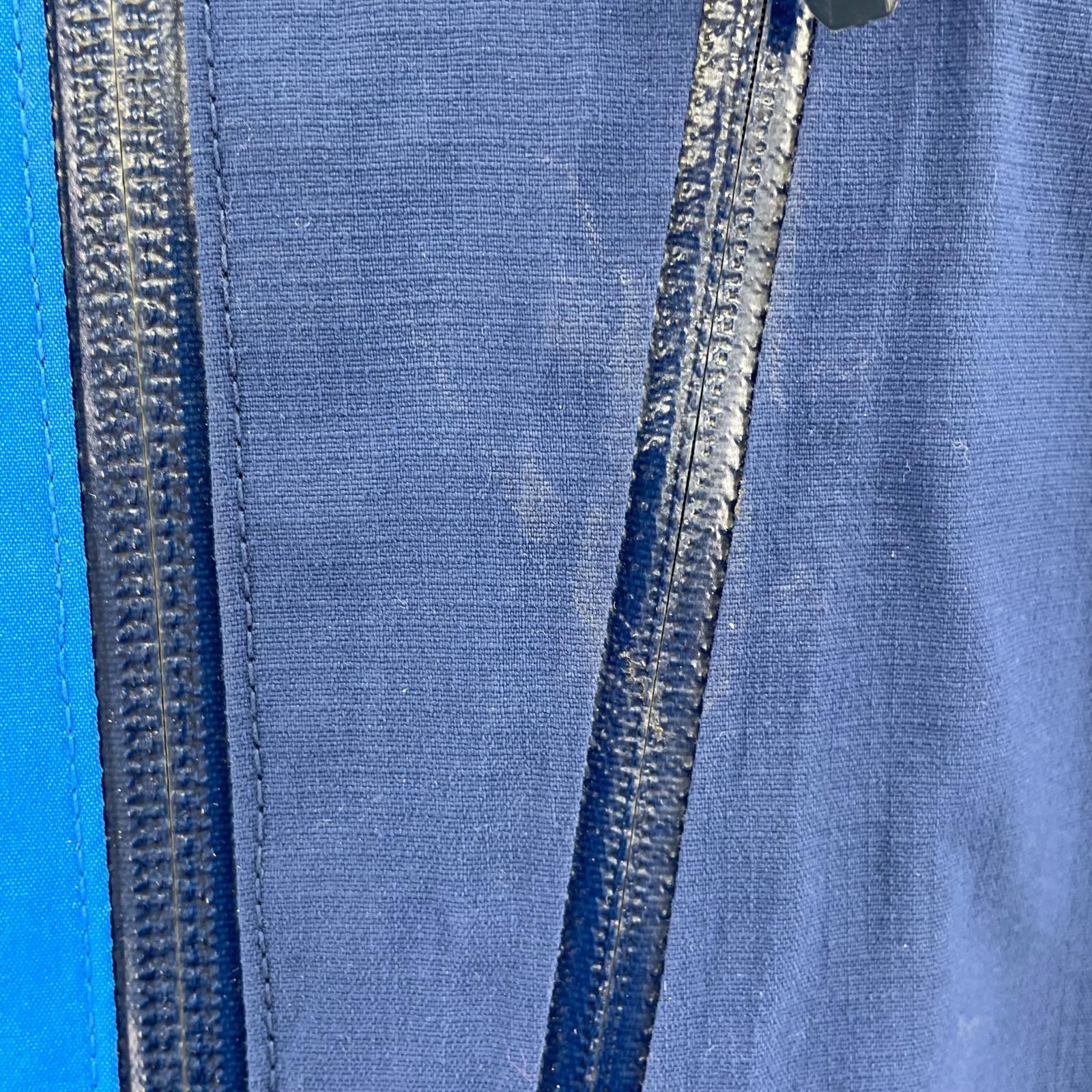 ジャケット マウンテンパーカーGORE-TEX ブルー