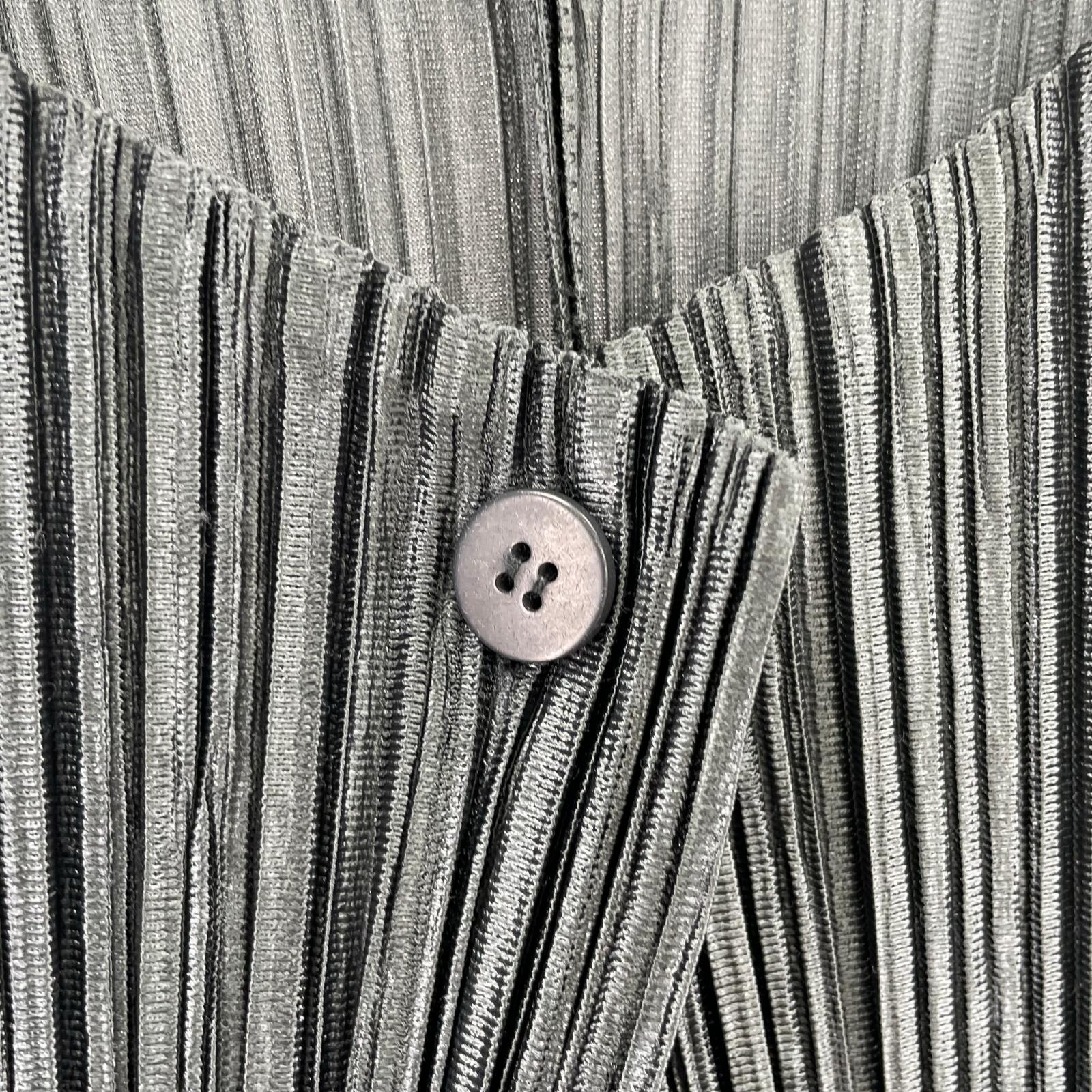 長袖Tシャツ PLEATS PLEASE プリーツカーディガン PP41-J0187 緑 (3) 3 グリーン