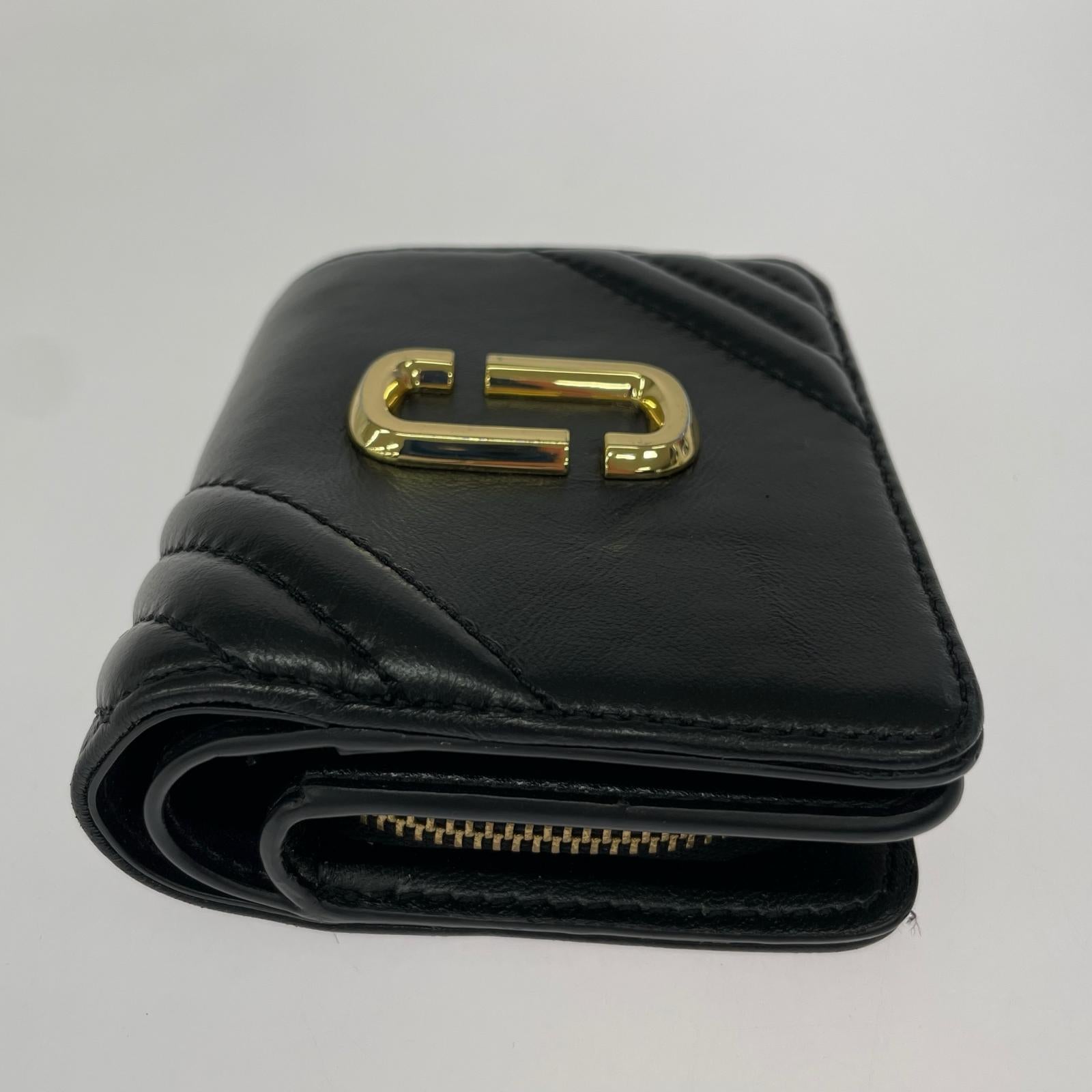 コンパクトウォレット MARC JACOBS 二つ折り財布 黒 ブラック