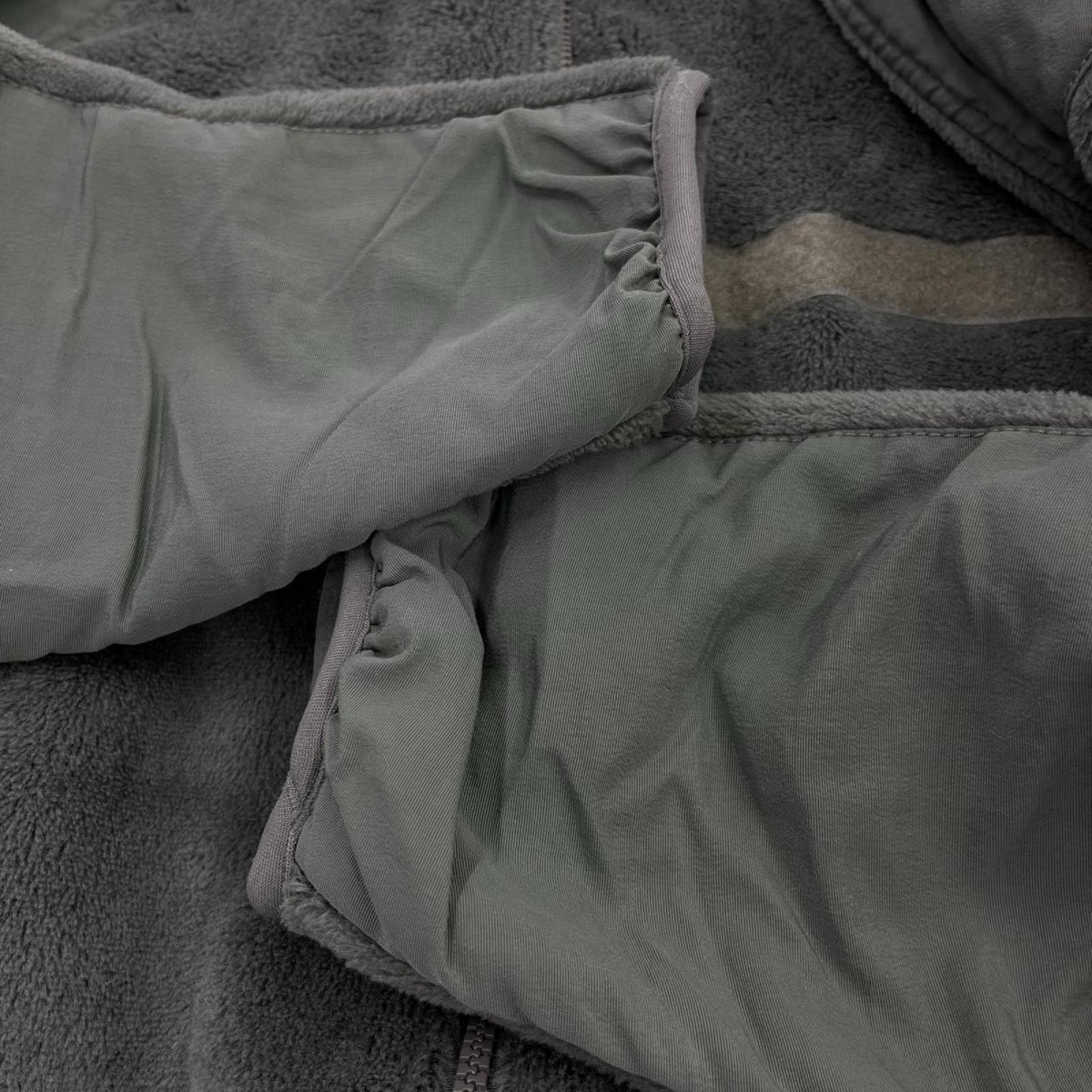 ミリタリージャケット U.S. ARMY GEN3 ECWCS FLEECE JACKET L L カーキ