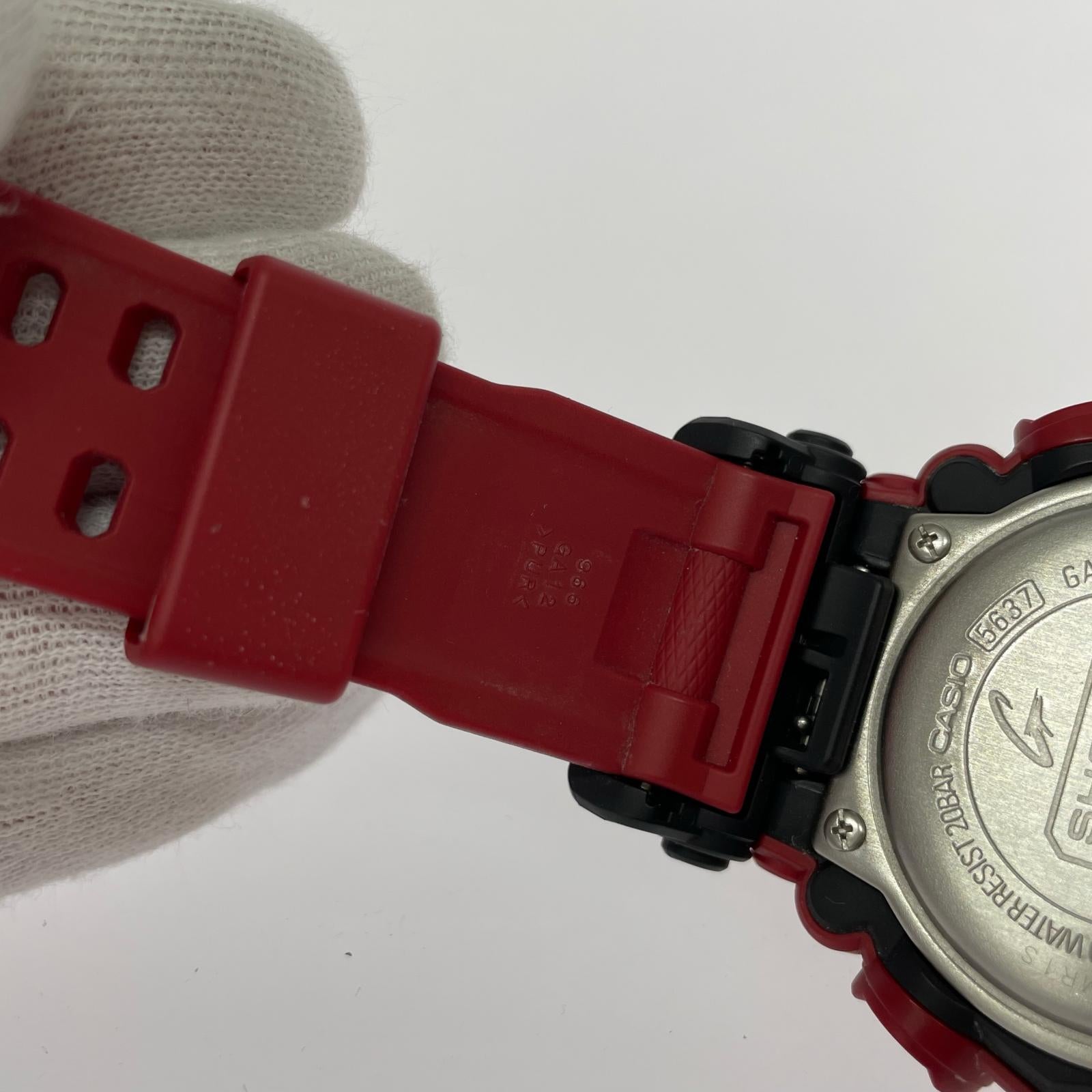 腕時計 GA-900 レッド