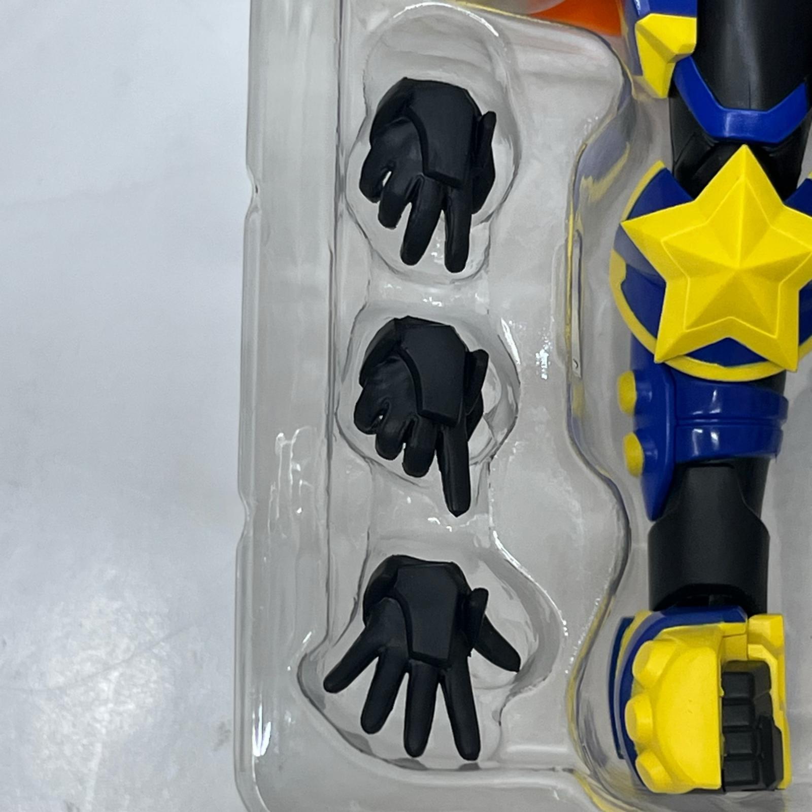 S.H.Figuarts 仮面ライダーパンクジャック フィーバーモンスターF 仮面ライダーギーツ BANDAI SPIRITS(バンダイスピリッツ) フィギュア/グッズ