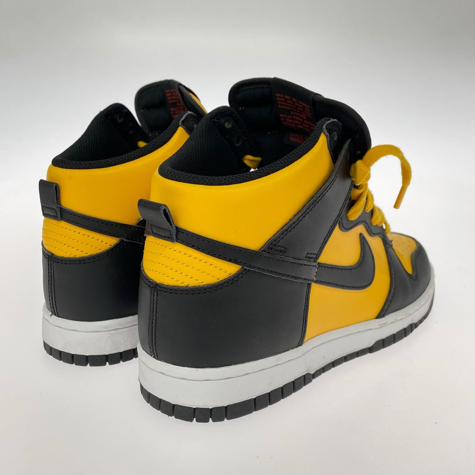 シューズ DUNK HI RETRO 26cm イエロー ブラック 26cm (US8 UK7 1/2 EU42)