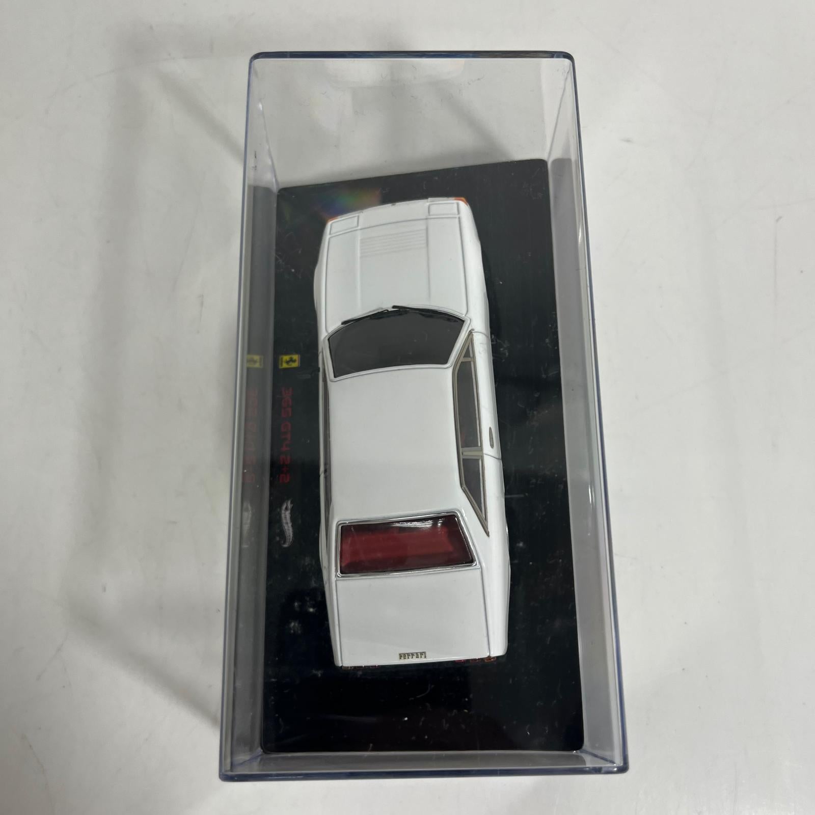 1/43 フェラーリ365 GT4 2+2 ホワイト/インテリア フェラーリ365 GT4 2+2 スケールカー
