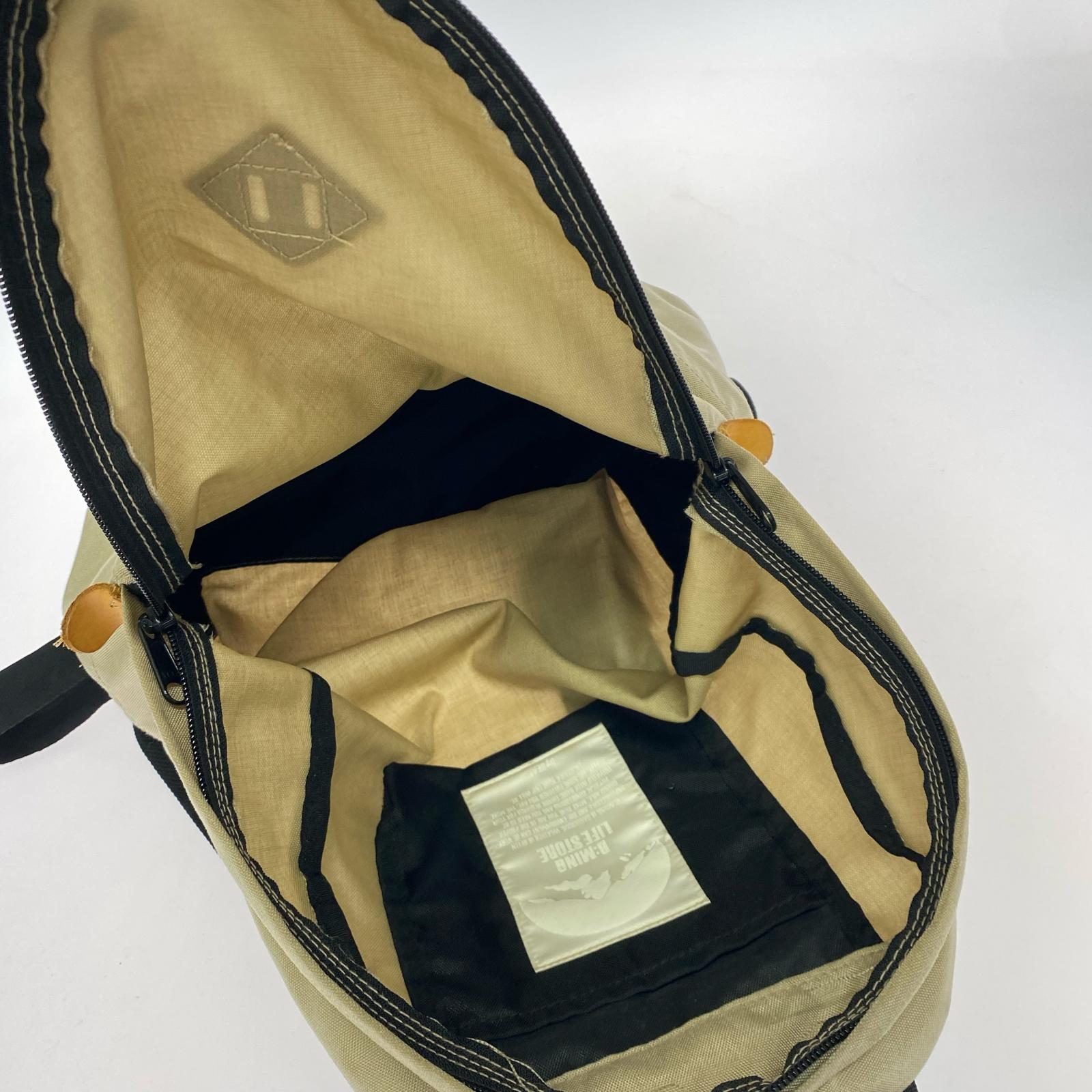 リュック・デイパック B;MING BACKPACK ベージュ ベージュ
