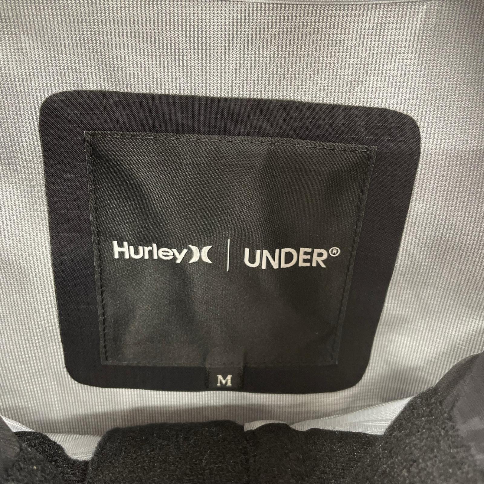 マウンテンパーカー UNDER R × Hurley PHANTOM JKT 黒 (M) M ブラック