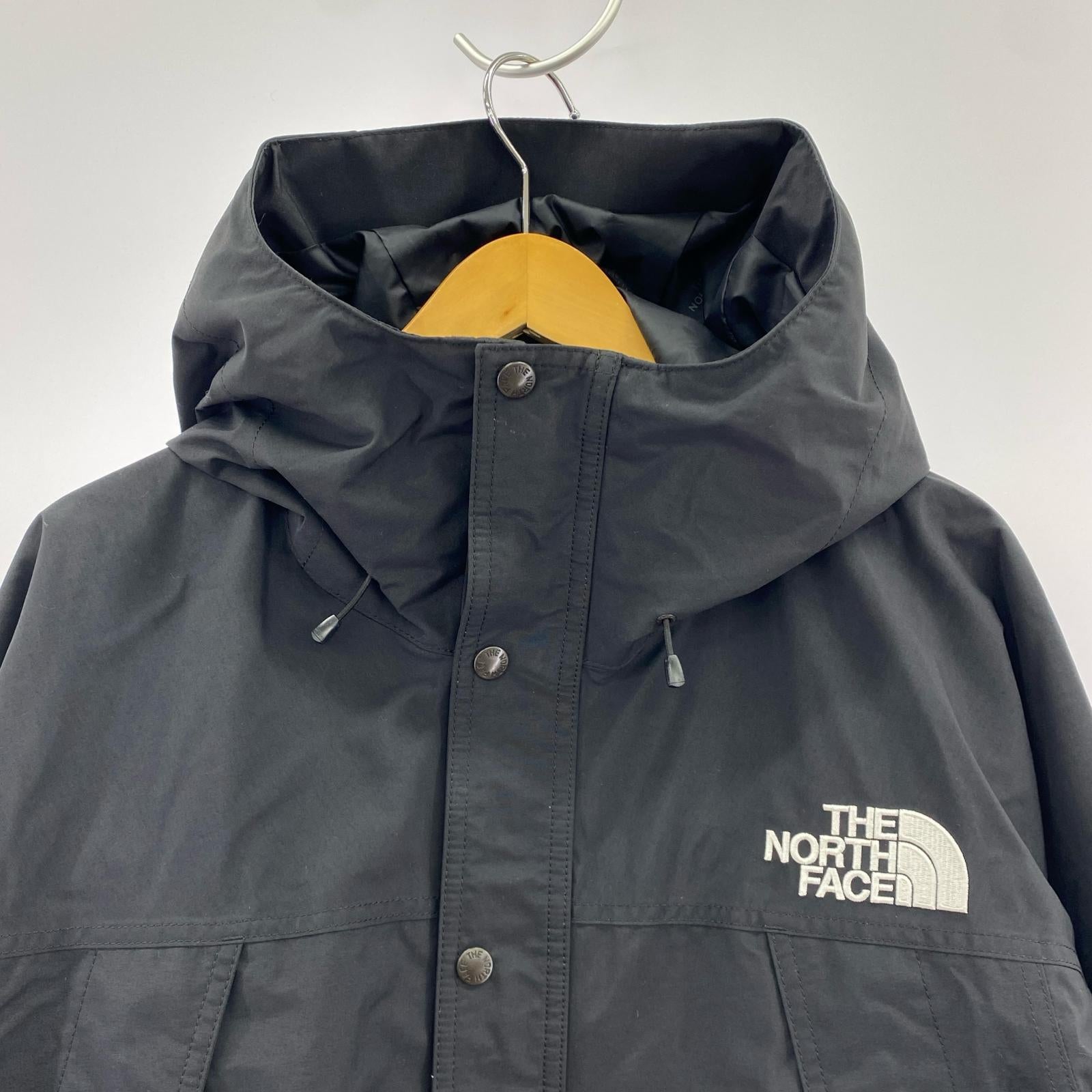 ジャケット Mountain Light Jacket M ブラック
