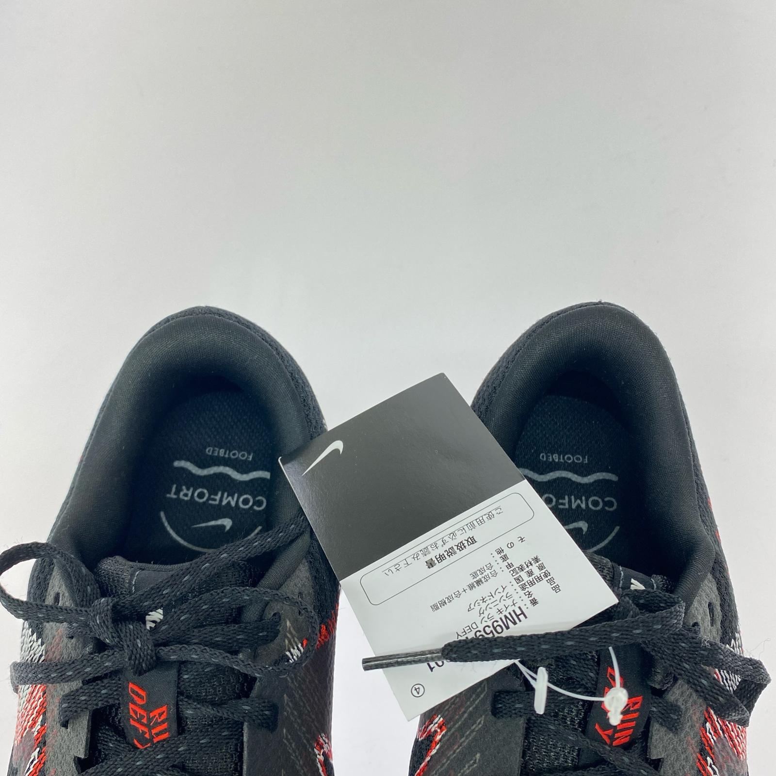 スニーカー RUN DEFY(26.5) 26.5cm (US8 1/2 UK8 EU43) ブラック