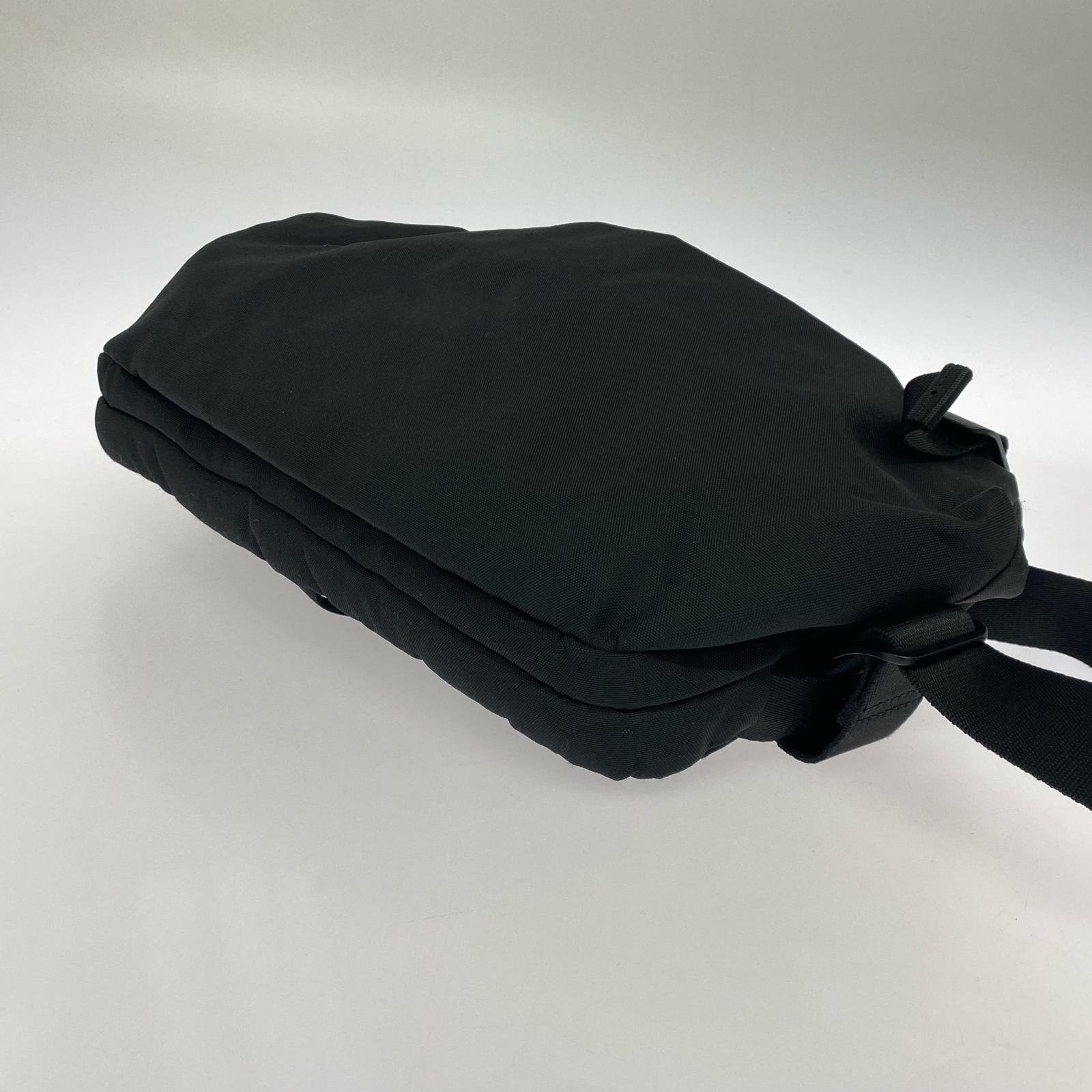 ショルダーバッグ 0763-1115 RISS Smooth Black ブラック