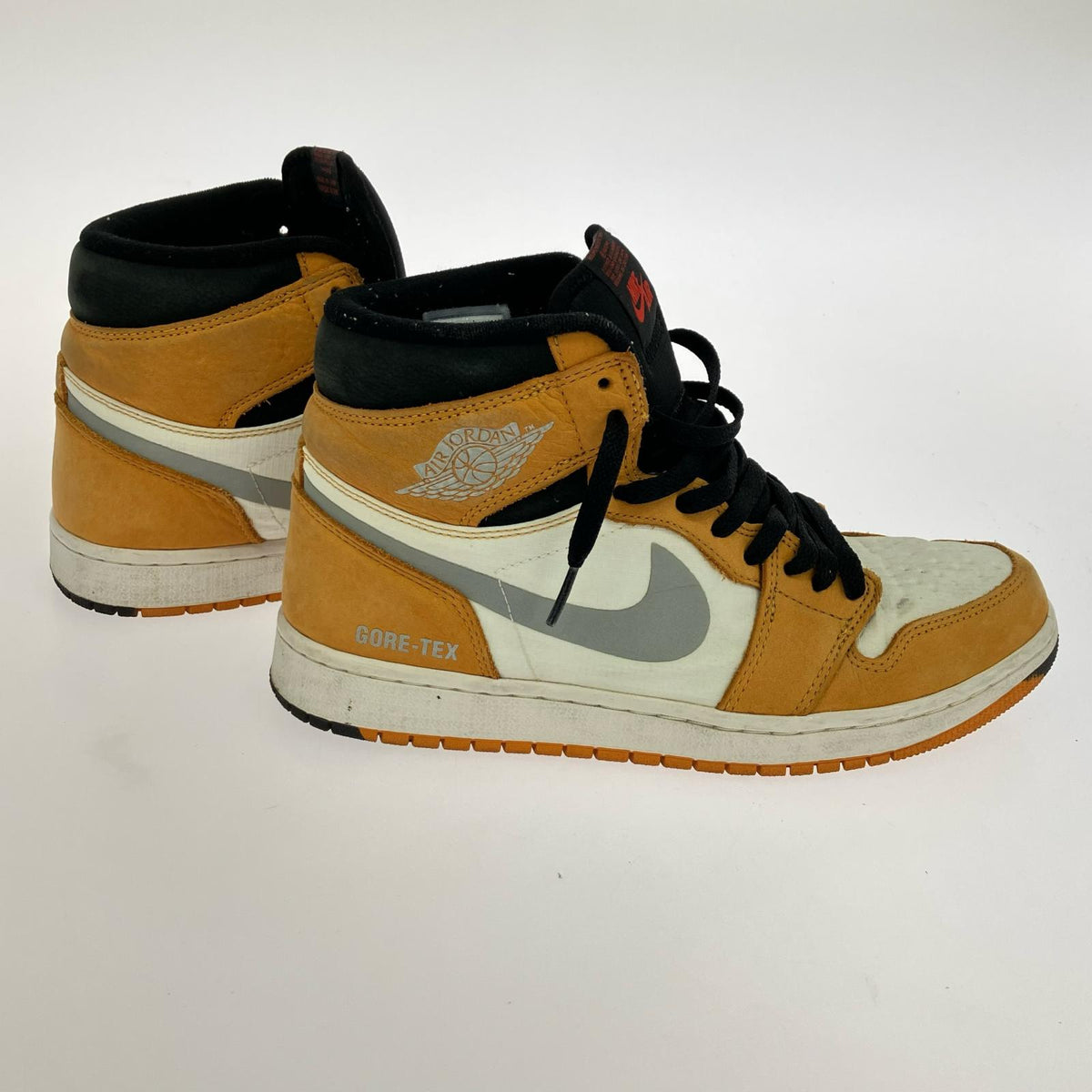 スニーカー AJ1 Element GTX "Light Curry"(27.0cm) 27cm (US9 UK8 1/2 EU44)