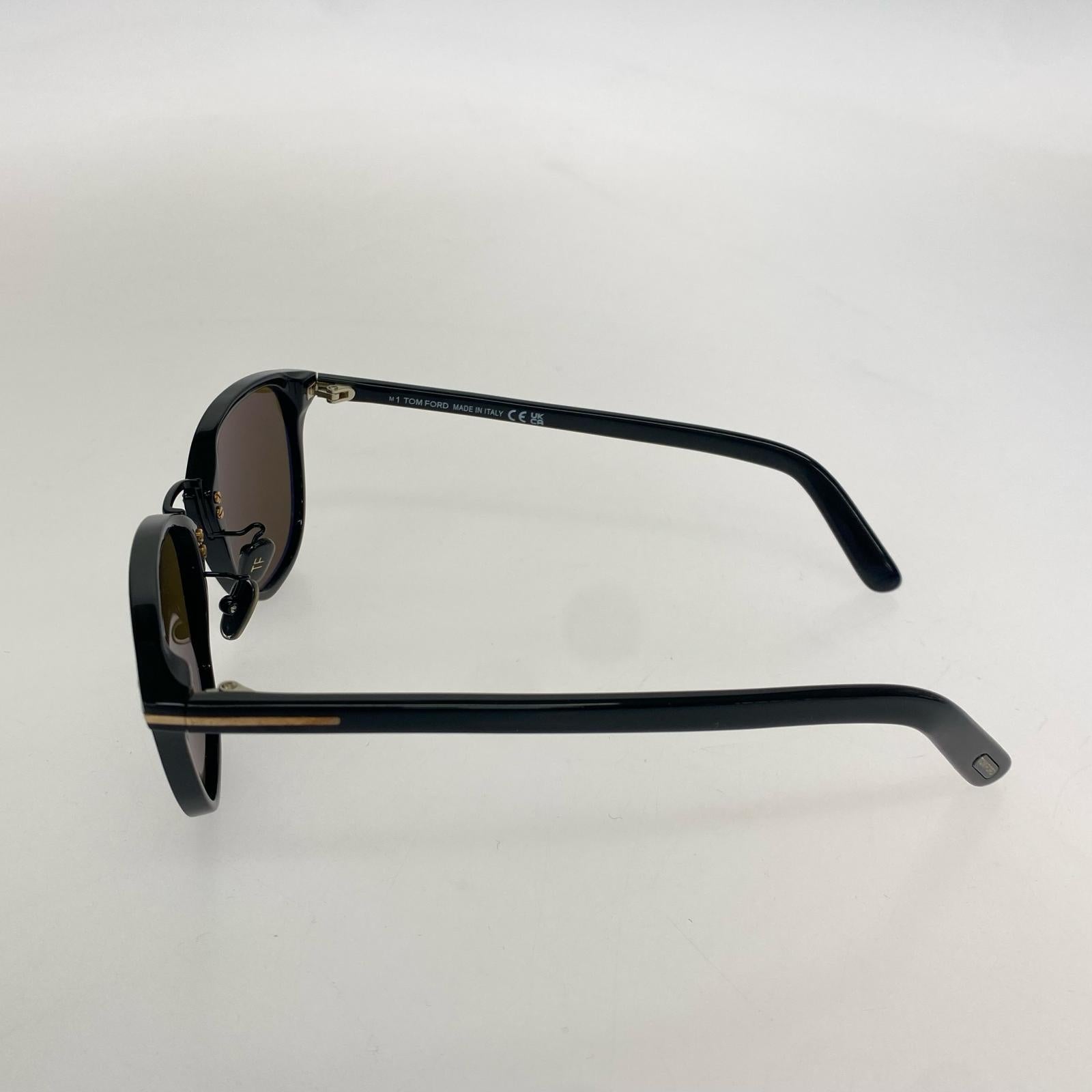 その他アクセサリー TOM FORD TF1049-D 01J サングラス ブラック