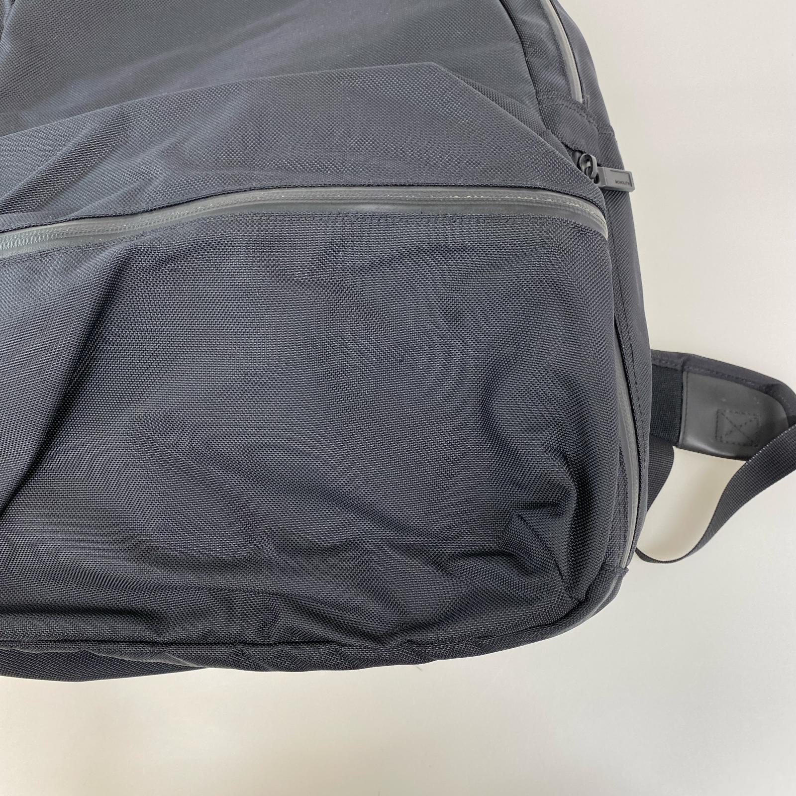 リュック・デイパック MONOLITH BACKPACK ブラック