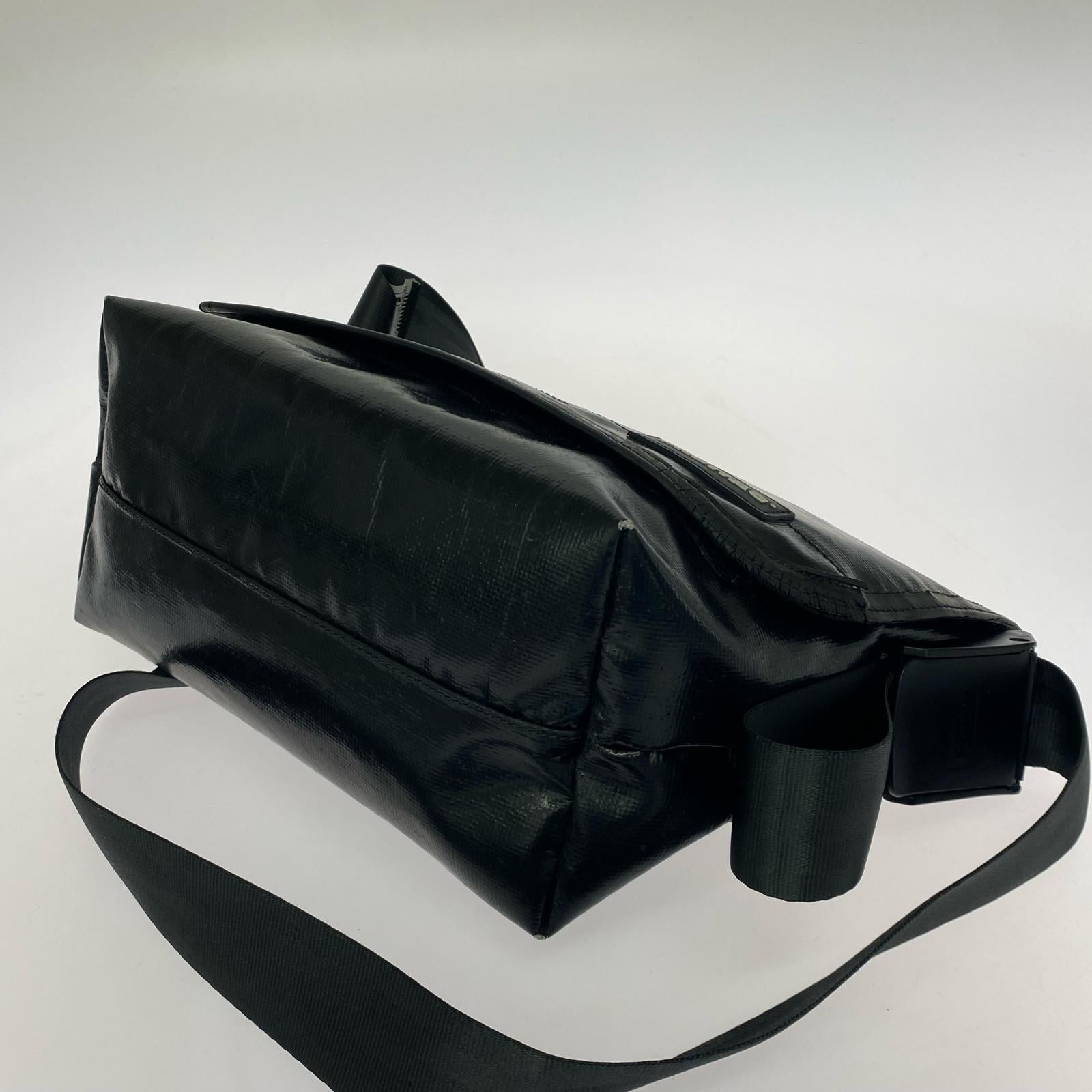 ショルダーバッグ FREITAG F42 SURFSIDE6 ショルダーバッグ ブラック ブラック