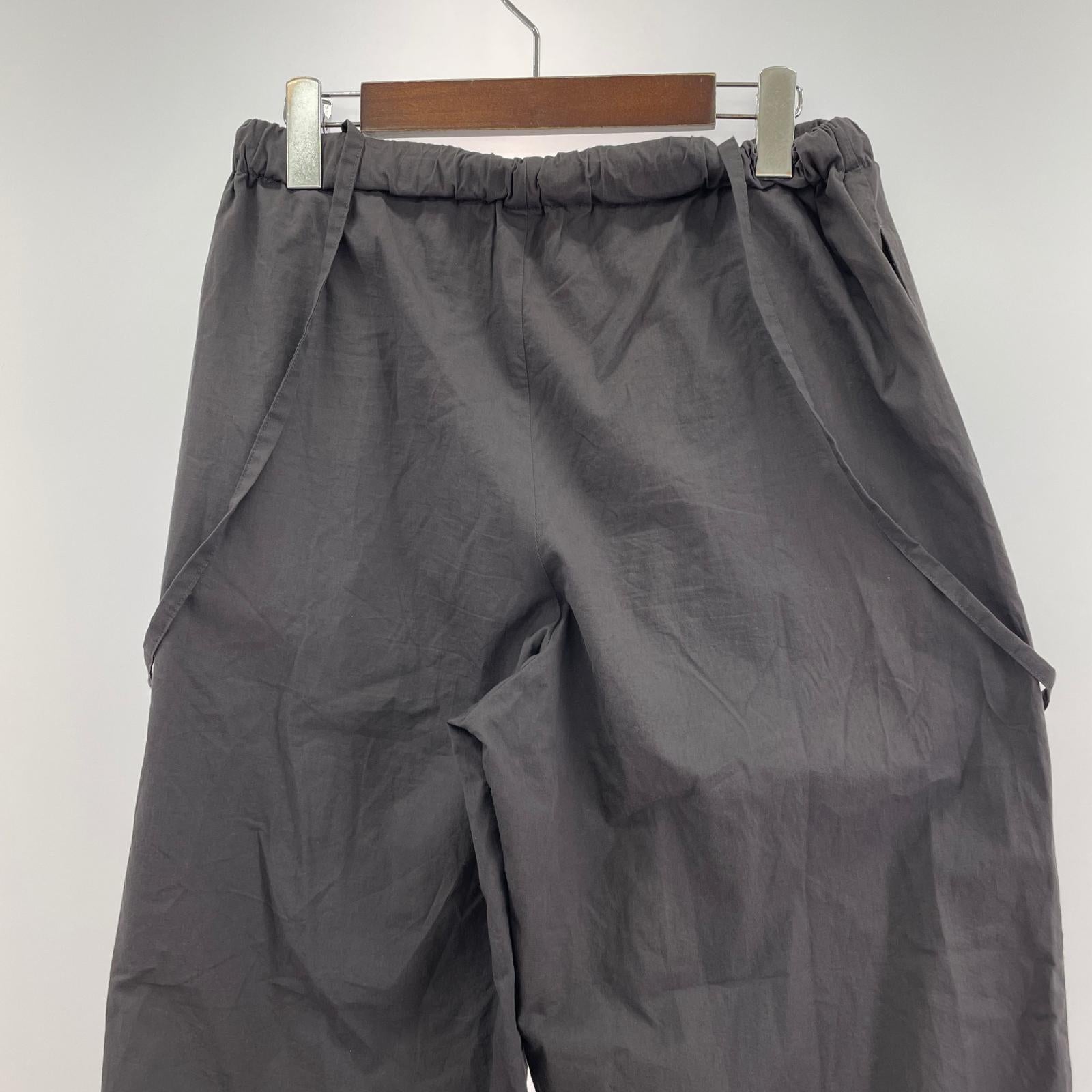 パンツ コンパクトコットンツイル サスペンダー付きパンツ 黒 36 ブラック