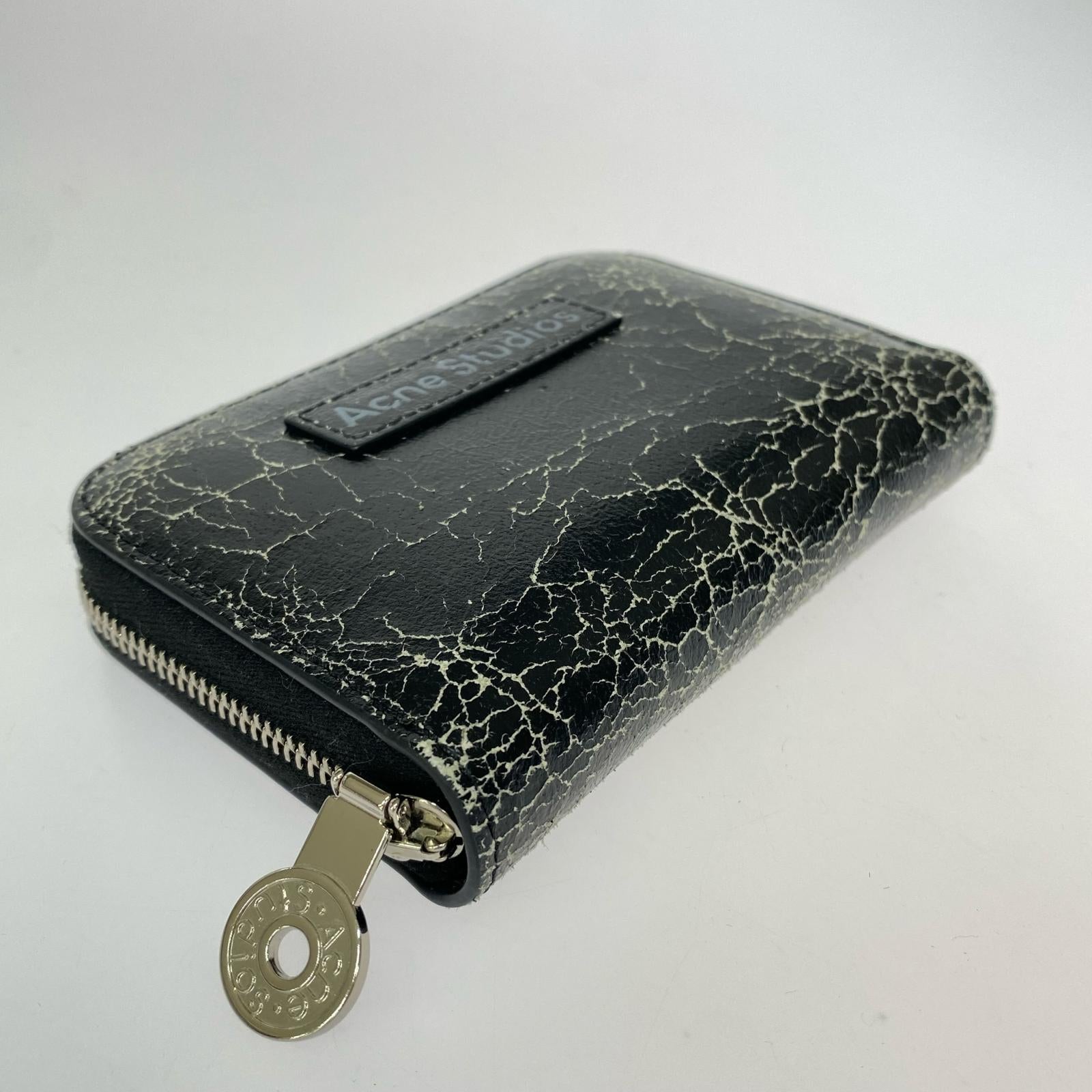 コンパクトウォレット acne studios レザーファスナーウォレット ブラック