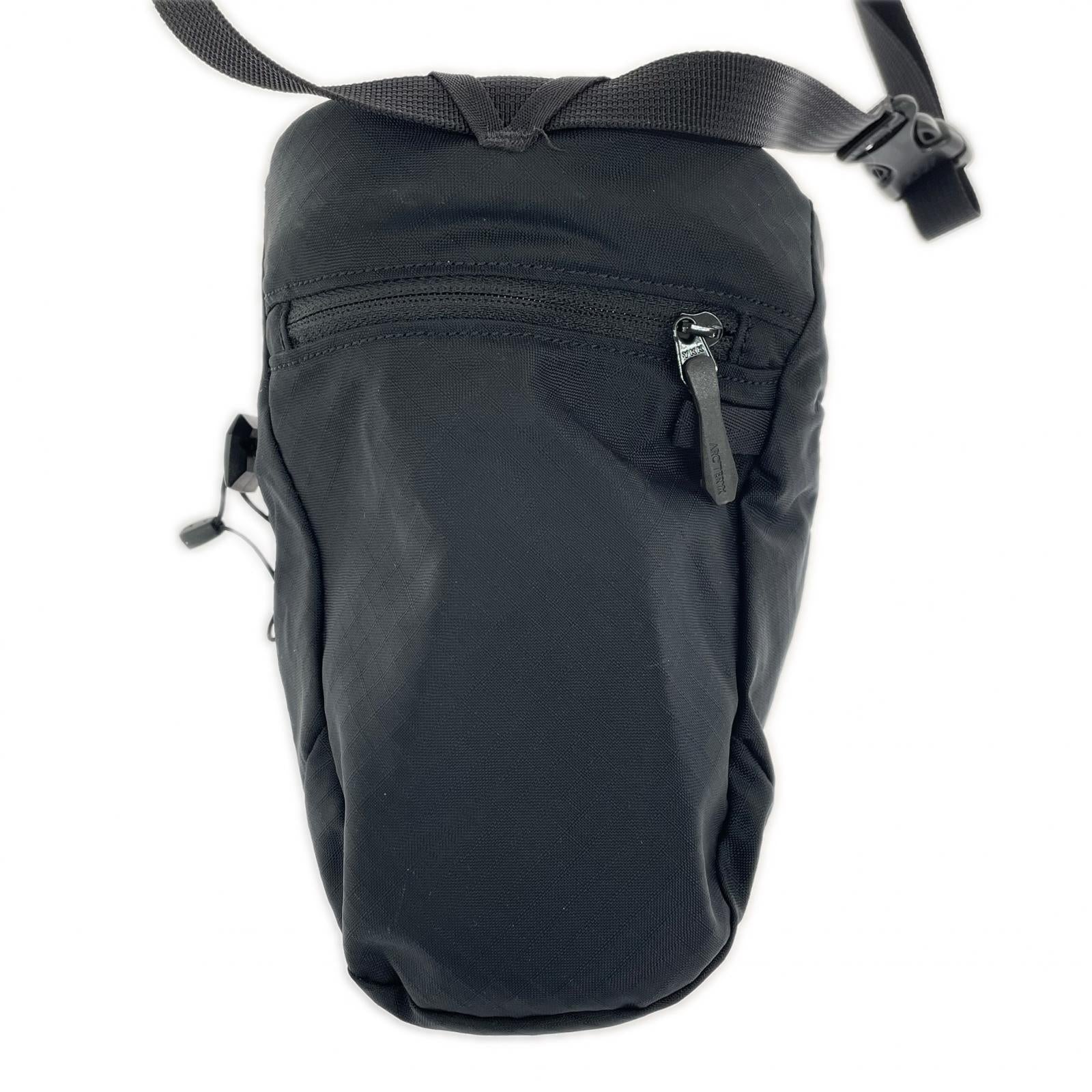 その他バッグ ION CHALK BAG SMALL 黒 ブラック
