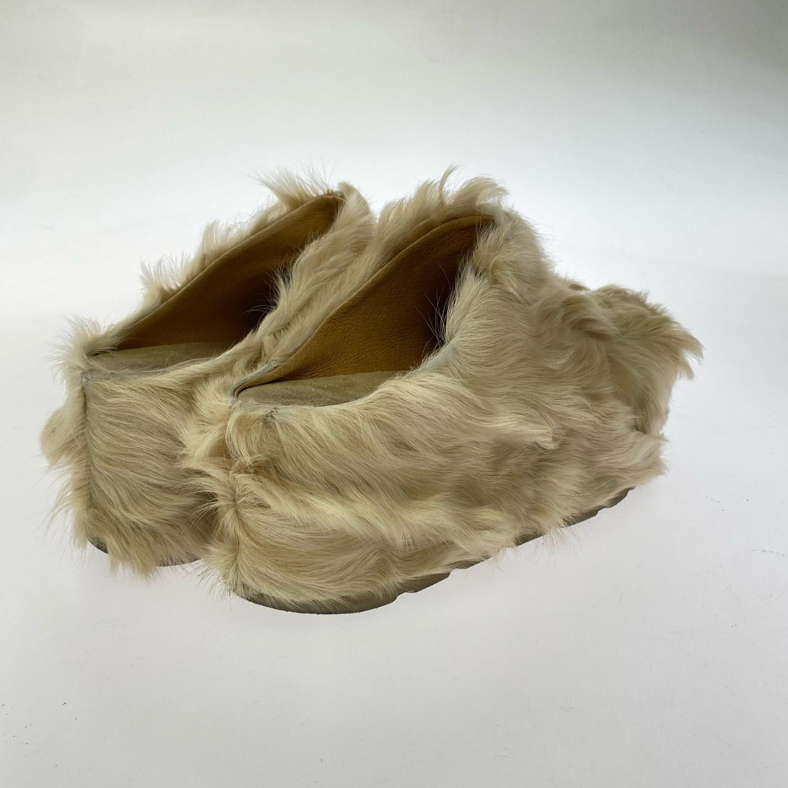 パンプス MAISON EUREKA LAMB FUR MULES(32) 32 ベージュ