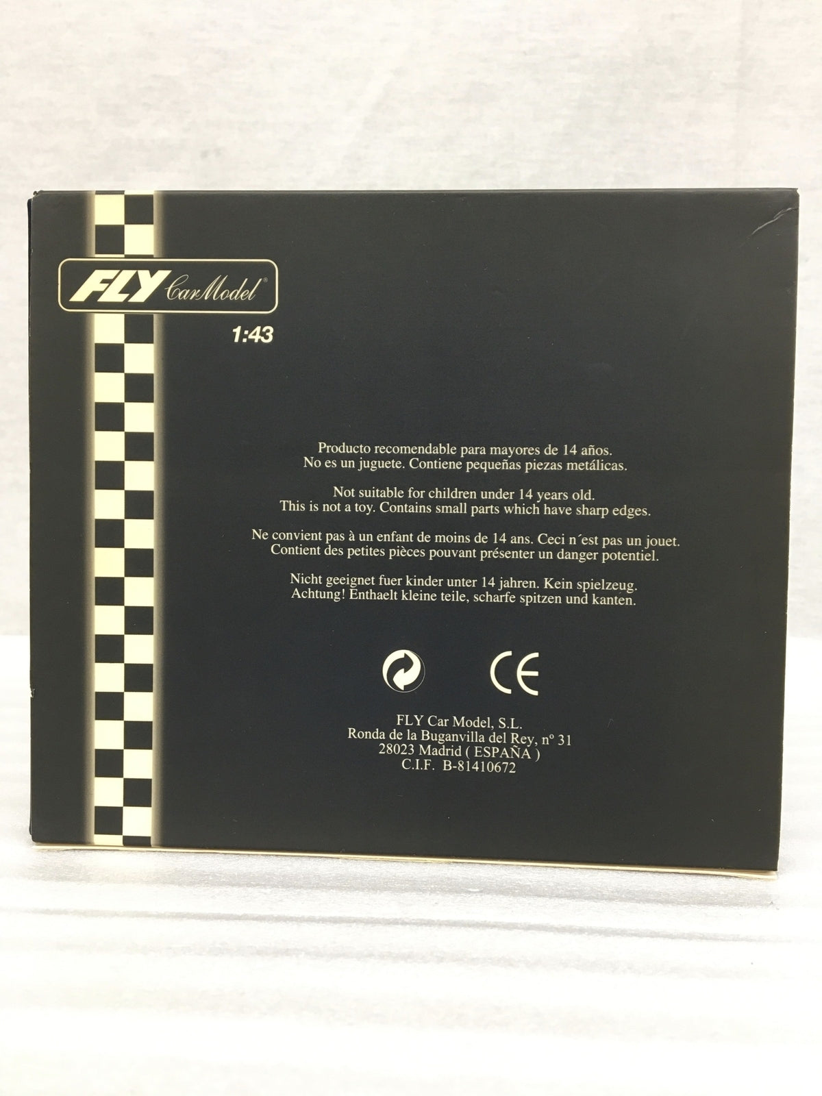 FLY Car Model LOLA T70 Spyder スケールカー