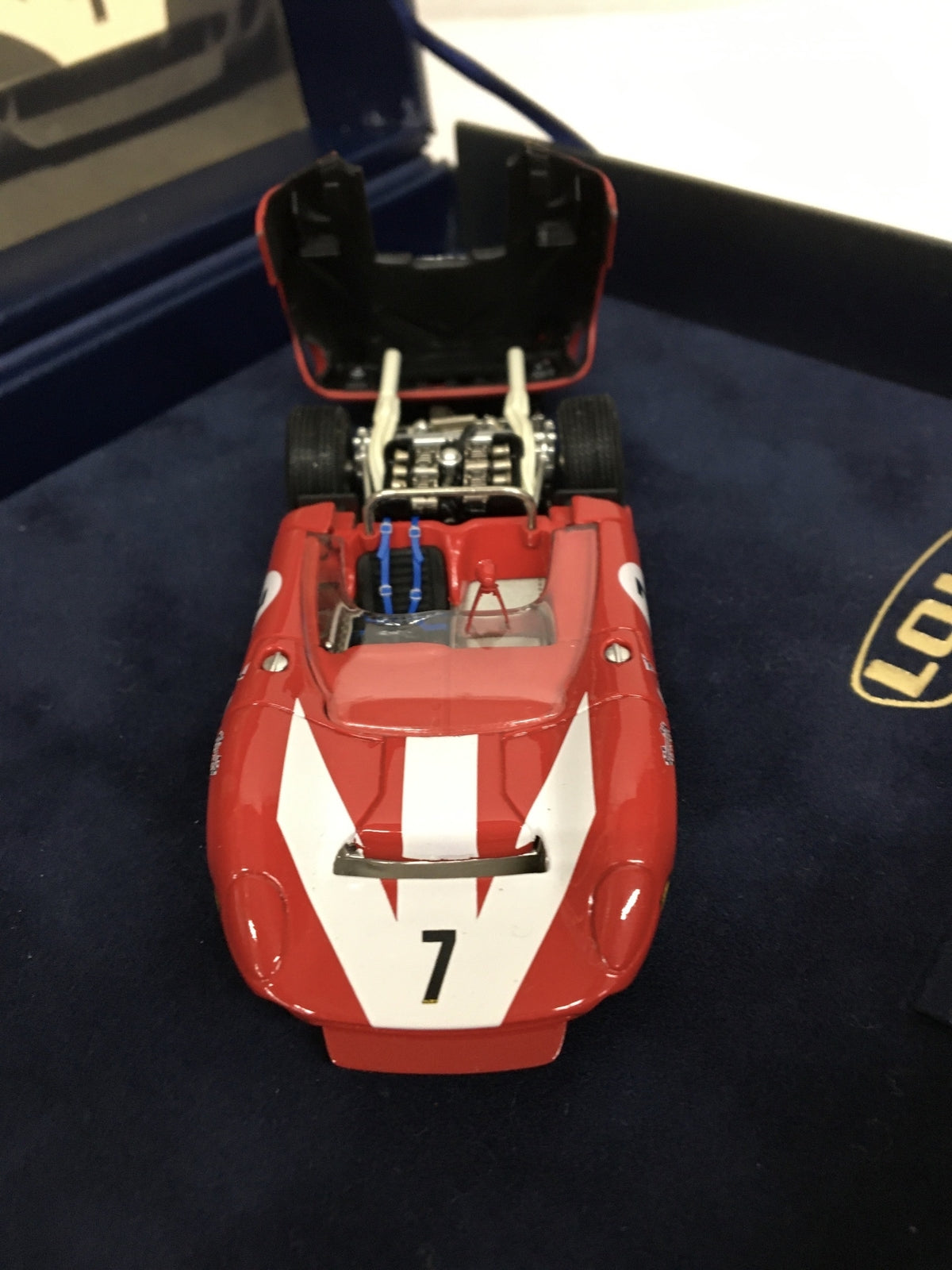 FLY Car Model LOLA T70 Spyder スケールカー